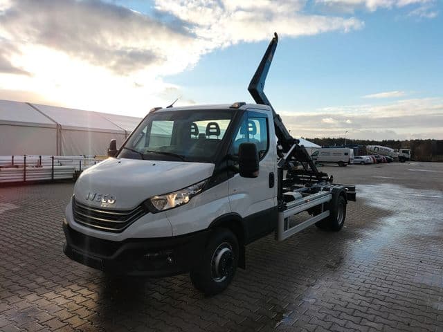 Iveco · 7,5 t · Container