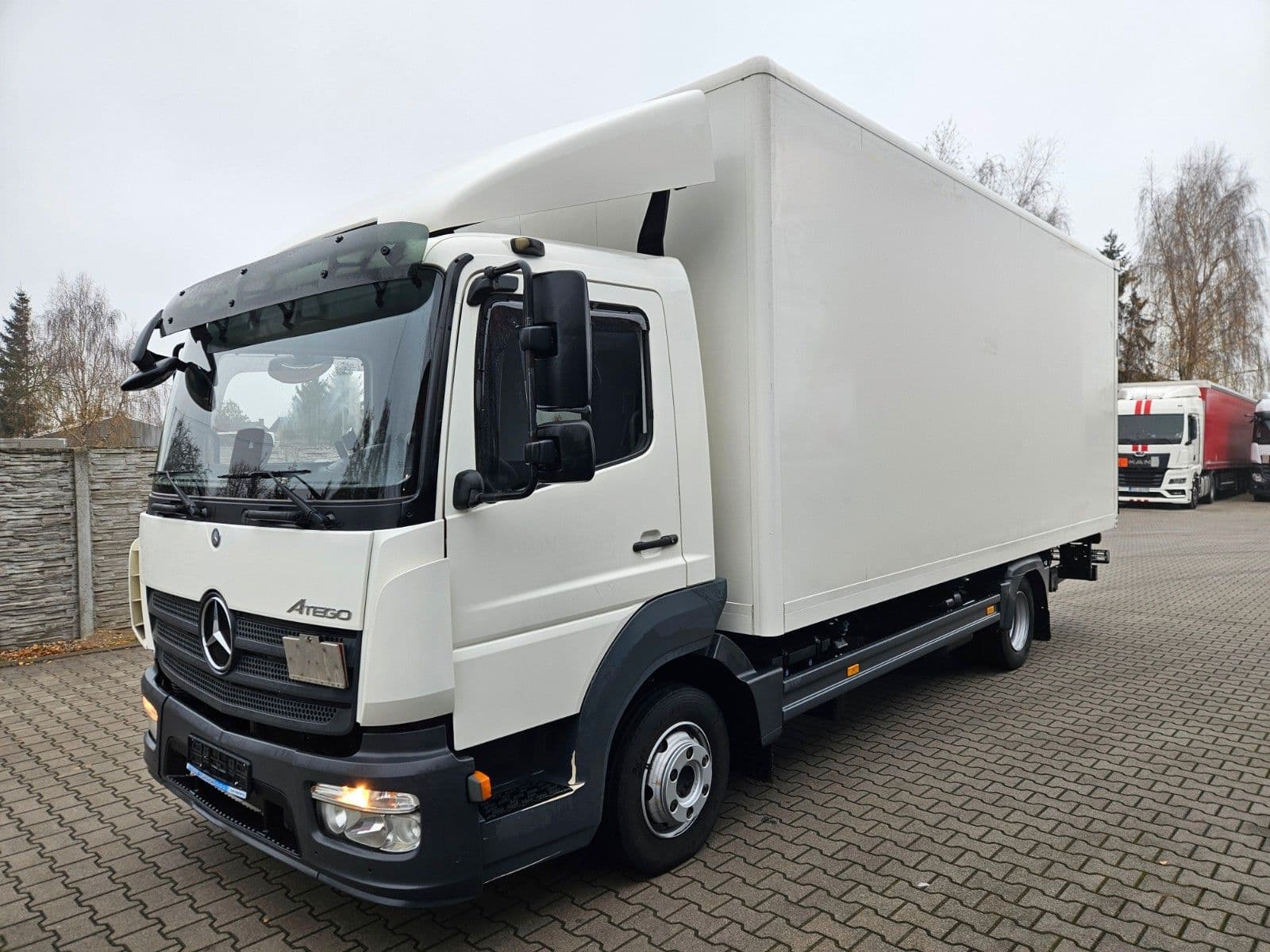 Mercedes-Benz · 7,5 t · Kofferaufbau