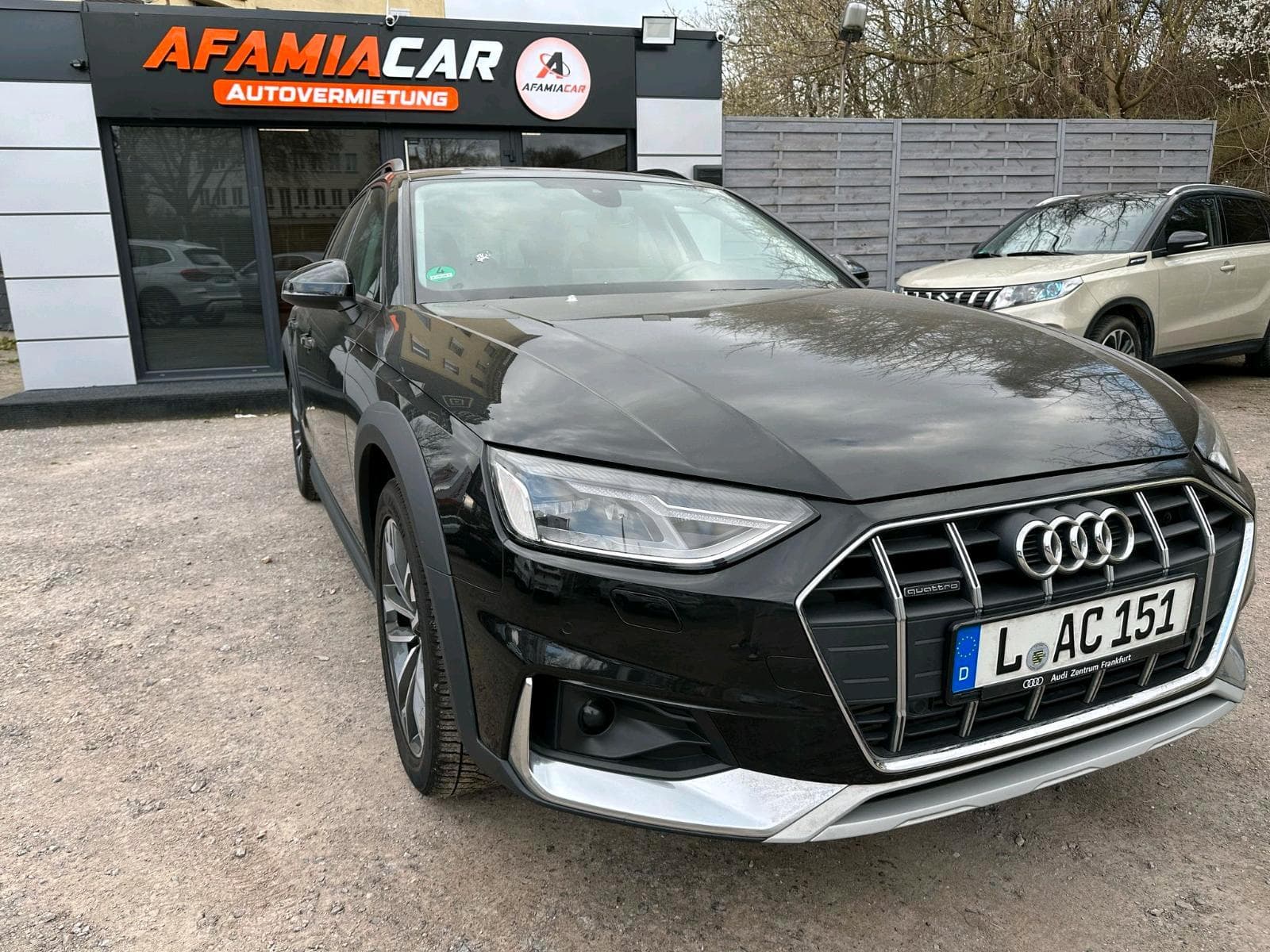 Audi A4 Allroad Kombi / Afamiacar Autovermietung