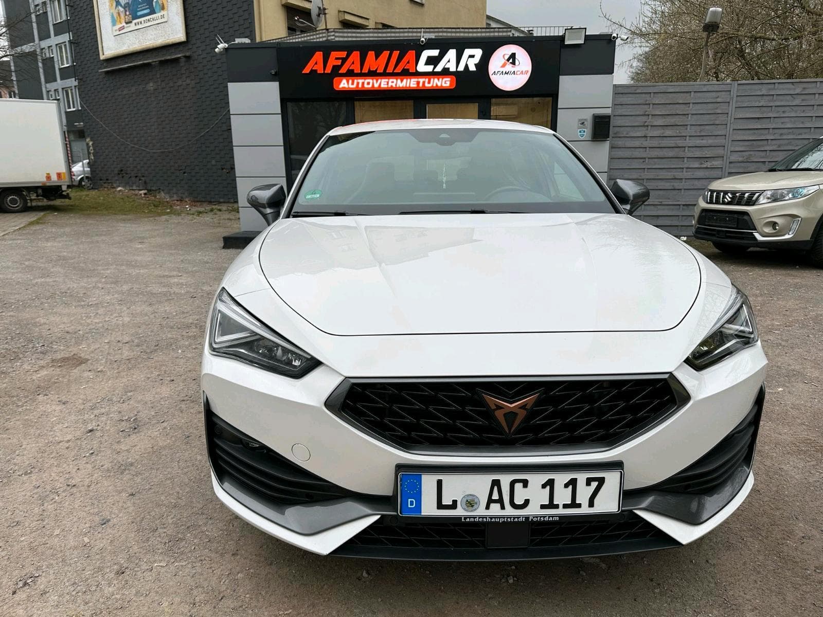 Seat Cupra / Leihwagen Afamiacar Autovermietung