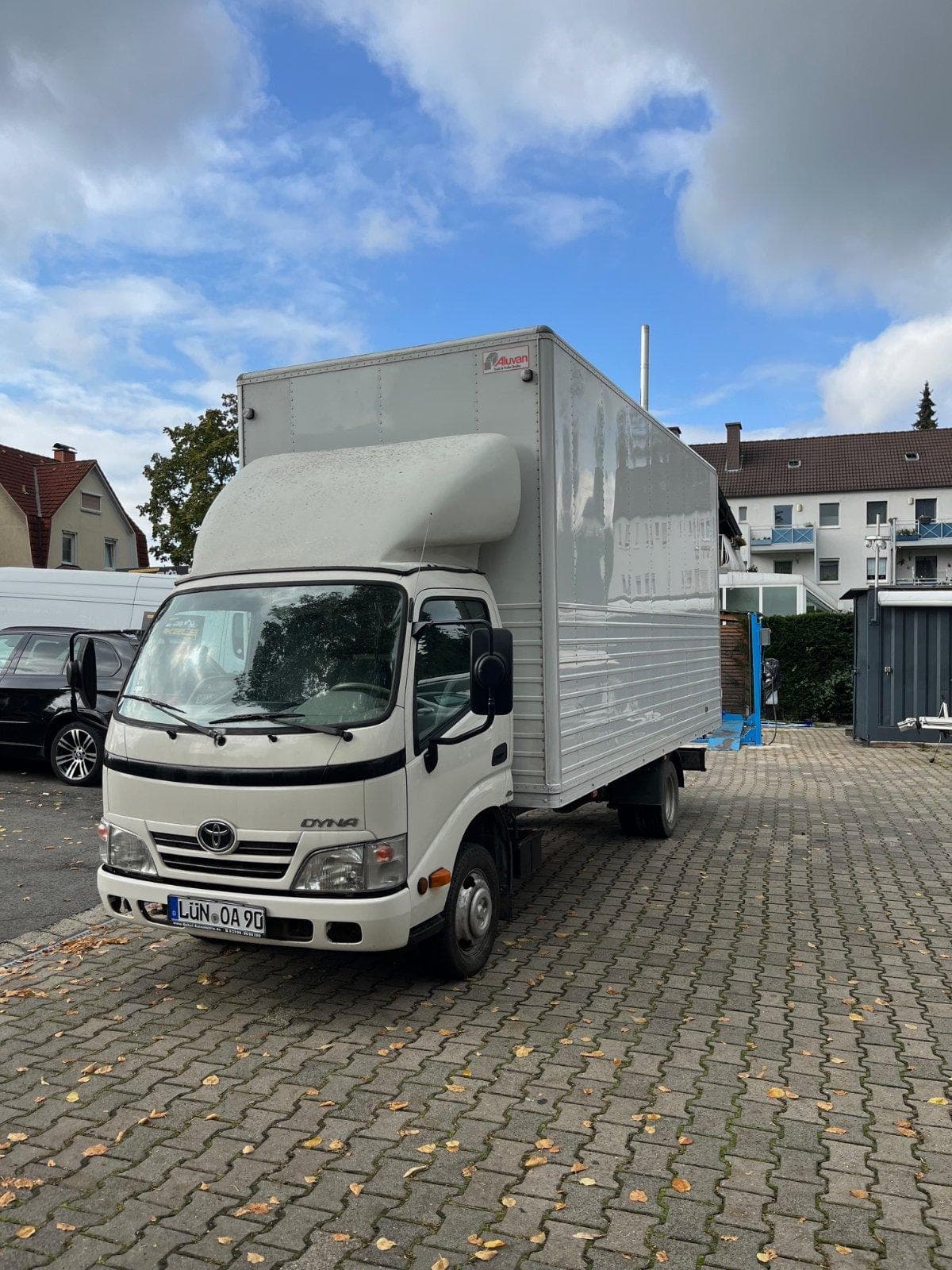 Toyota · 3,5 t · Kofferaufbau
