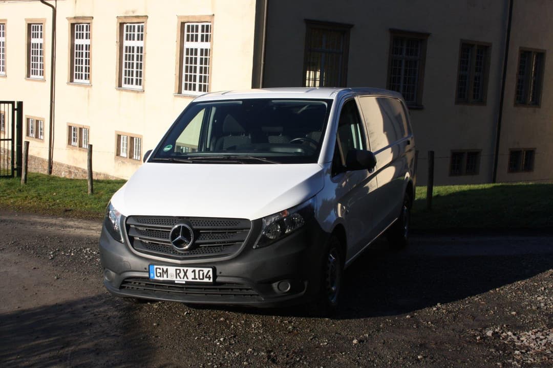 Mercedes-Benz Vito o. Ä. Tagesmiete / Transporter mieten