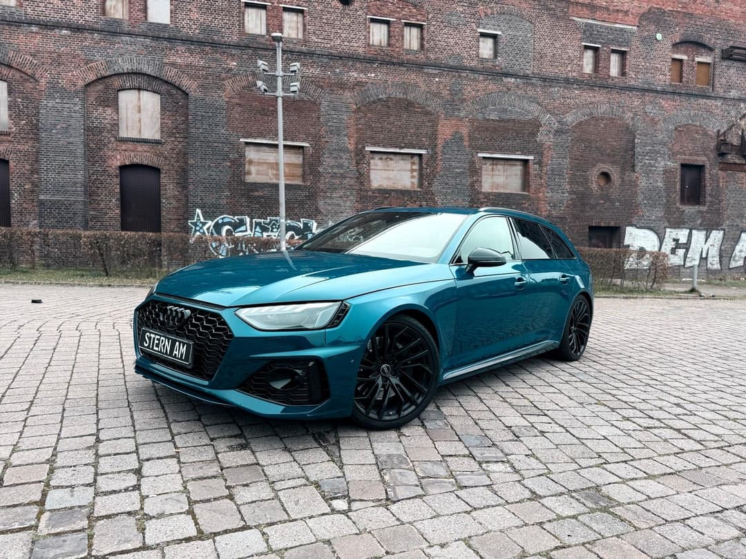 Audi RS4 Mieten / Sportwagen Mieten / Auto Mieten /Mietfahrzeug✅