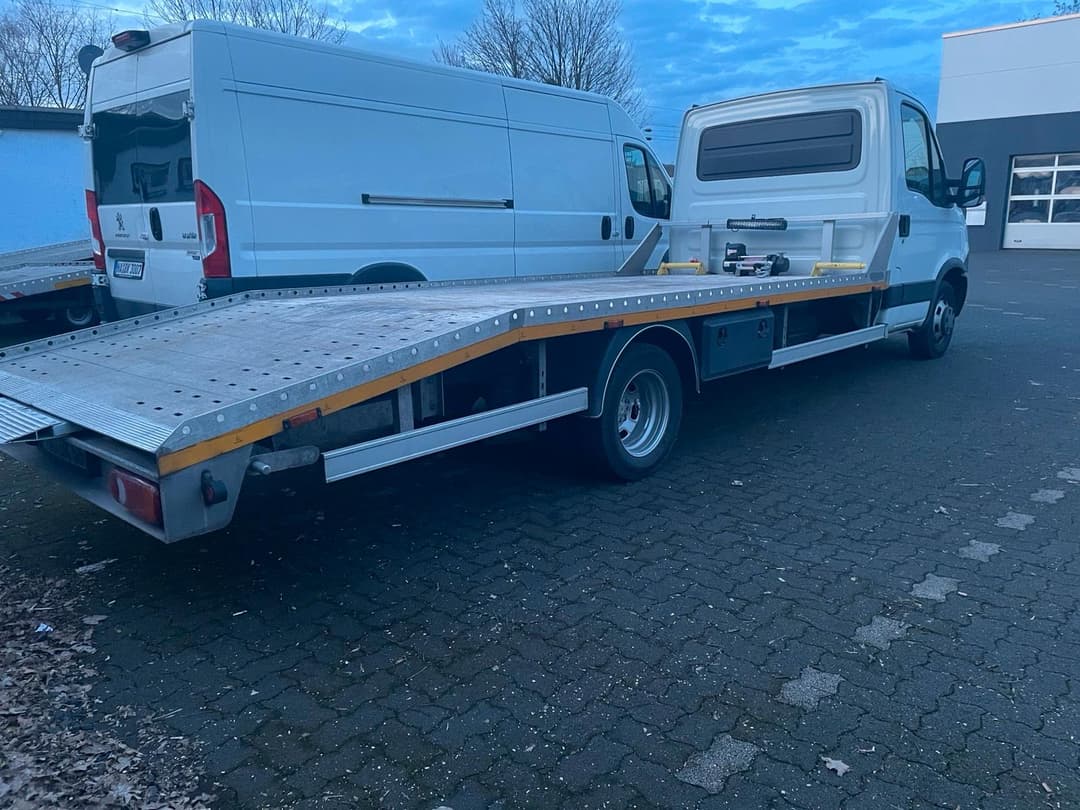 Abschlepper, Abschleppwagen, Transporter, Abschleppen, 2,8 Tonnen zuladung, Autotransporter, 5t