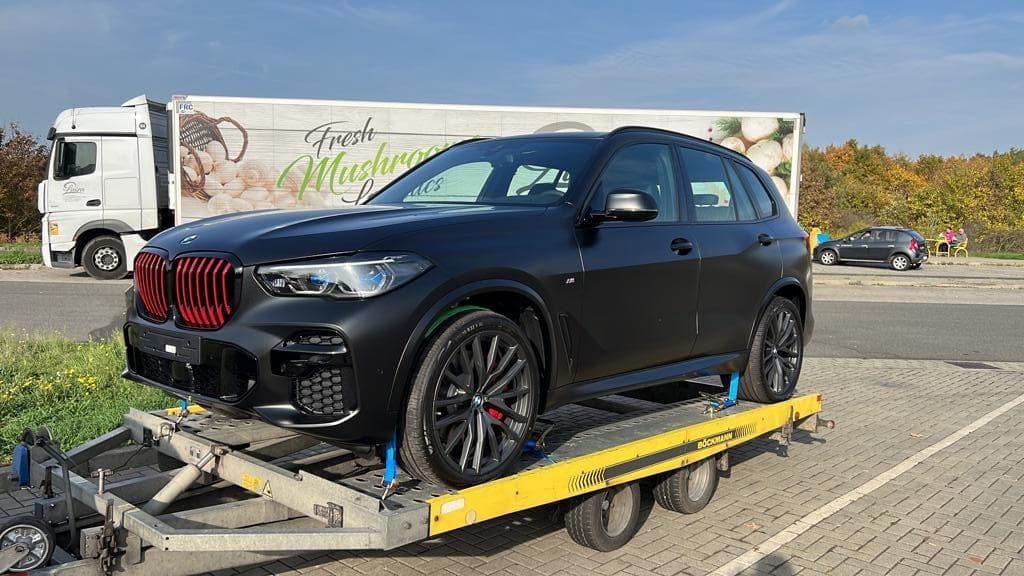 Autotransport Anhänger Trailer Zugmaschine mieten bis 3,5t