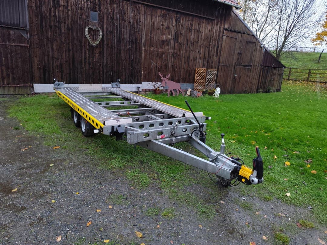 Auto-Trailer kippbar zu vermieten, Autoanhänger zu leihen