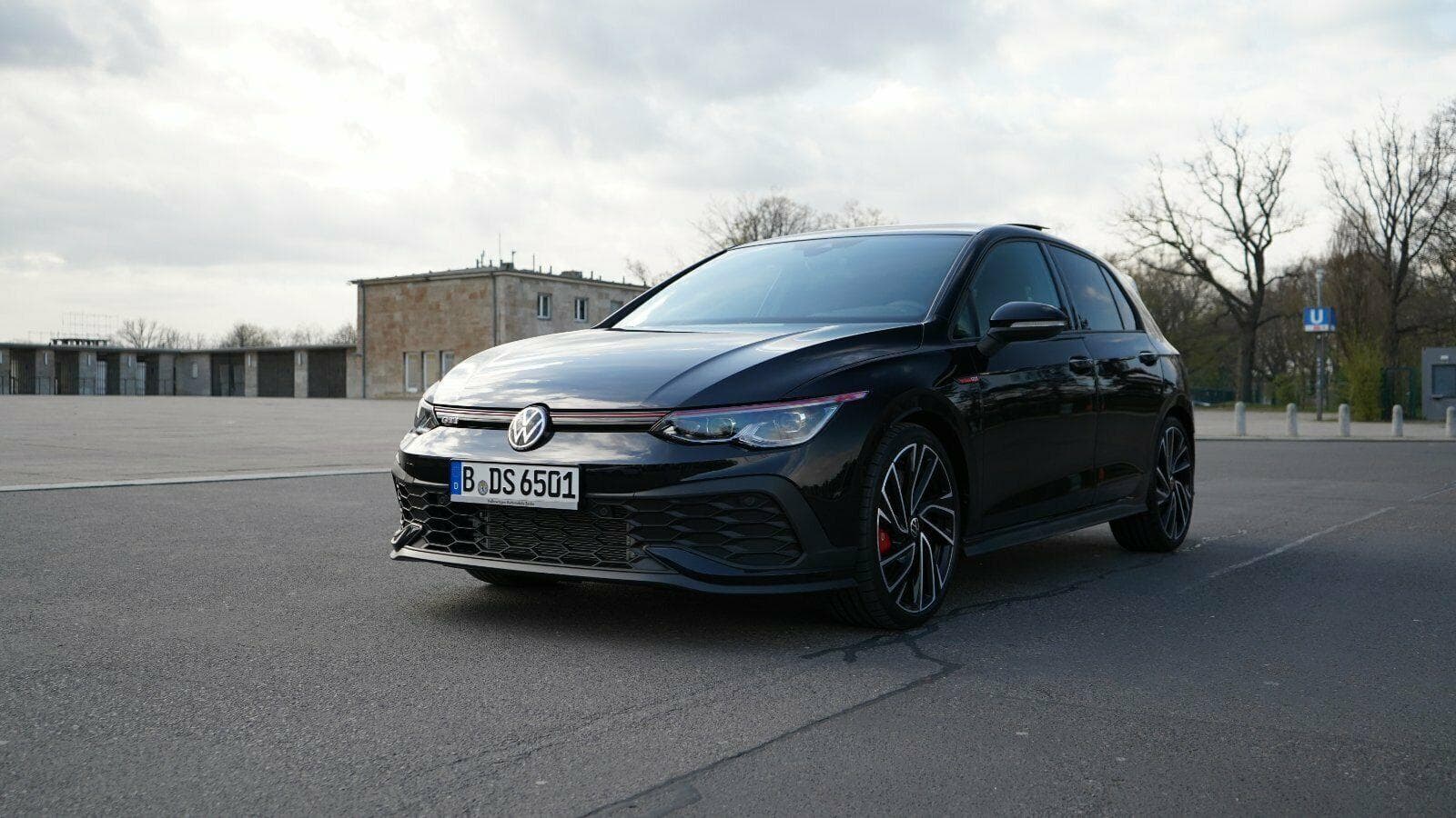 VW Golf 8 GTI Clubsport Autovermietung mieten in Berlin ab 140€/Tag