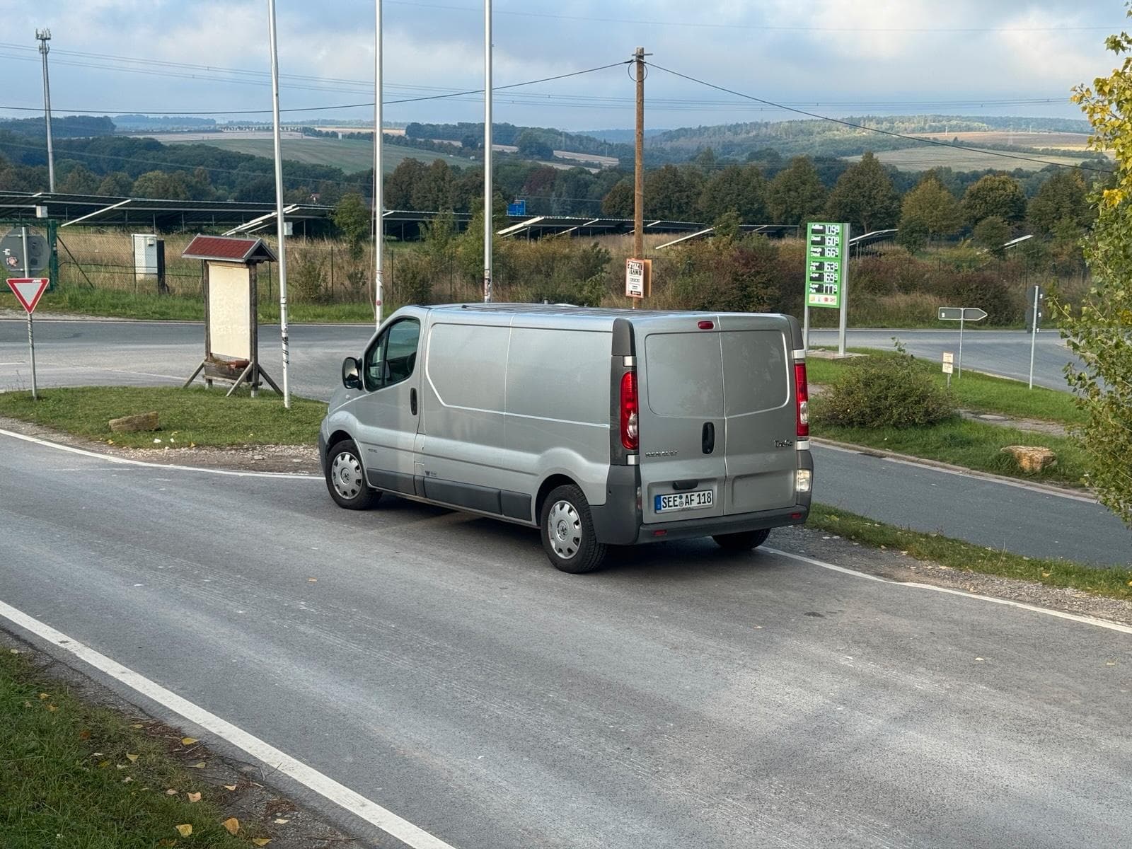 Kühlwagen ohne Kaution ohne Kreditkarte 7:00-22:00 Uhr täglich