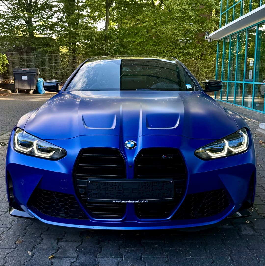 M4 COMPETITION M XDRIVE COUPÉ mieten in Düsseldorf