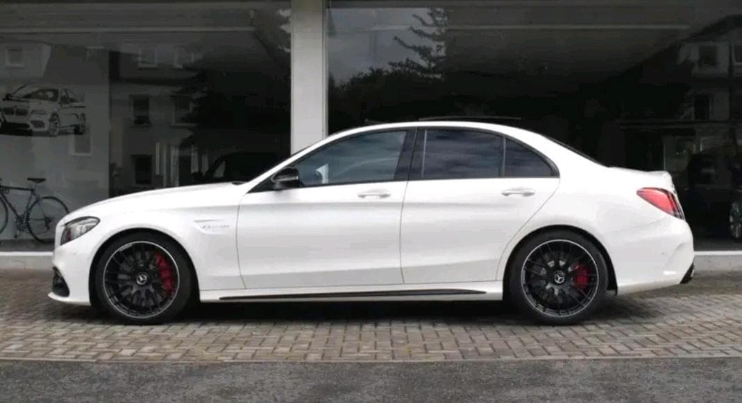 Mercedes-Benz C-Klasse Sport Bild 3