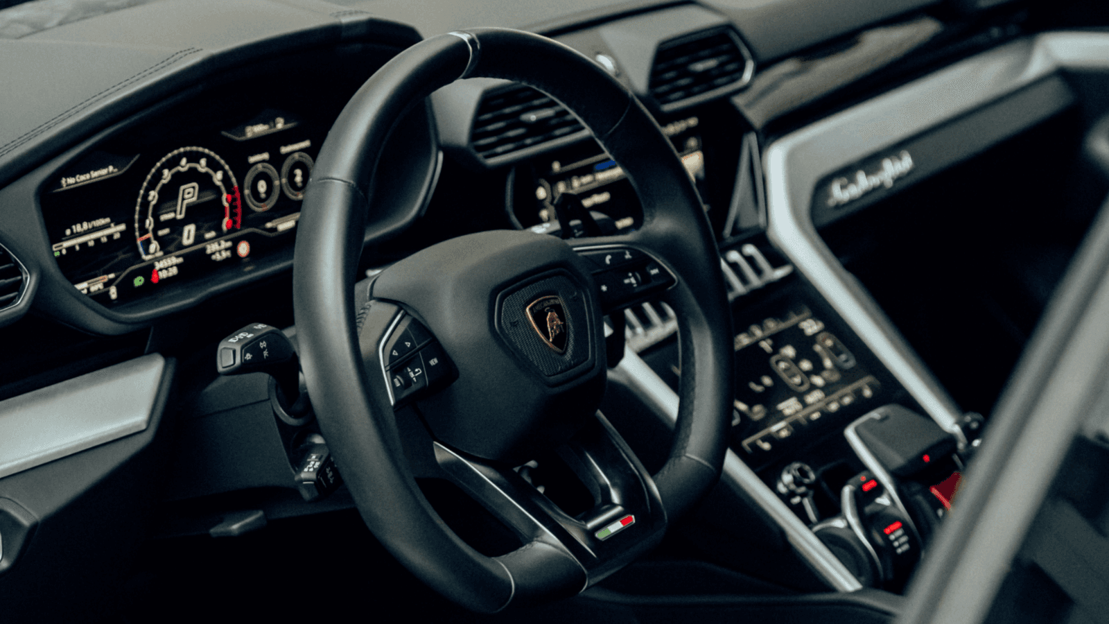 MIETEN - Lamborghini Urus mieten Preview