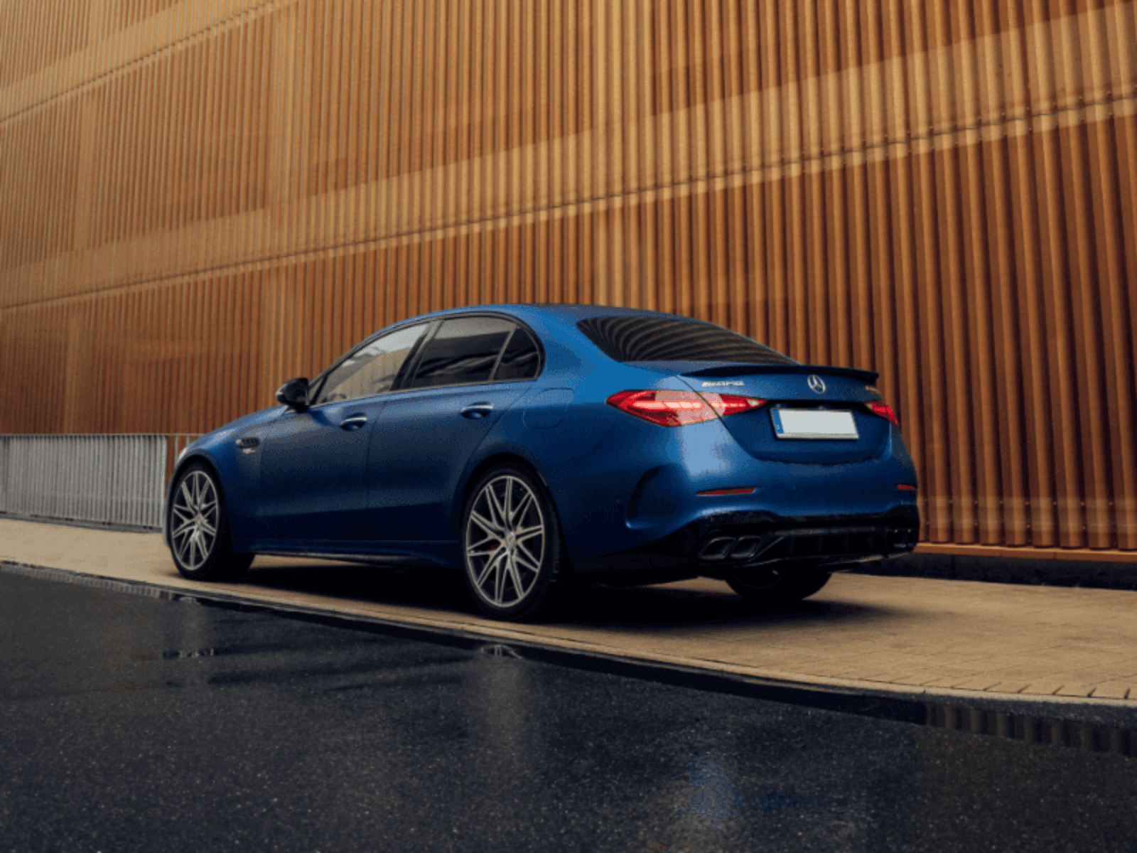 Mercedes-Benz C-Klasse Sport Bild 5