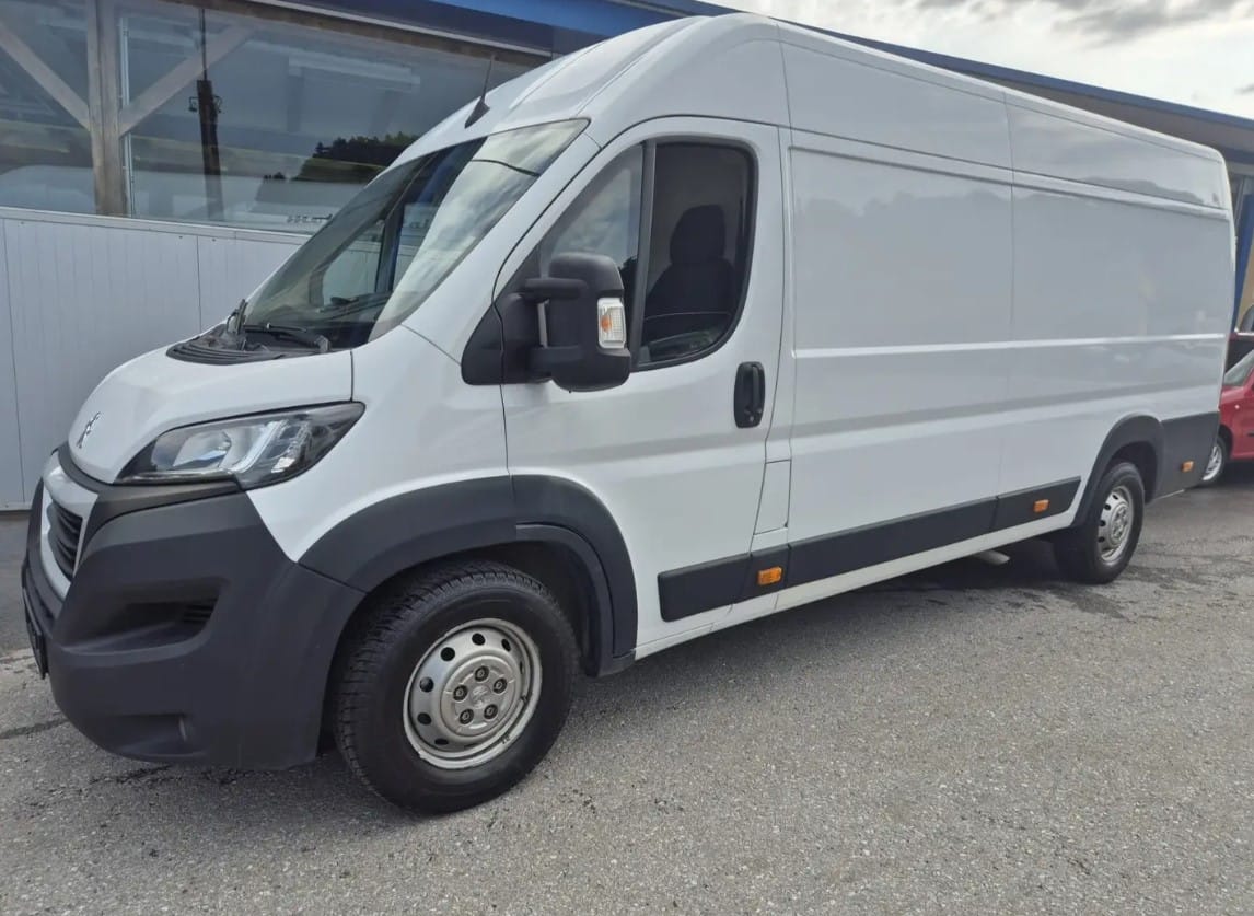 Peugot Boxer MAXI Tranporter mieten