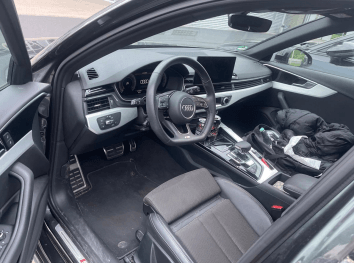 Audi A4 45 TDI mieten in HH! Bild 3