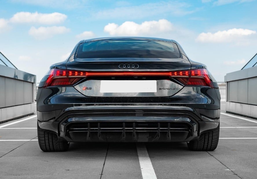 Audi RS e-tron GT mieten in Berlin Bild 4