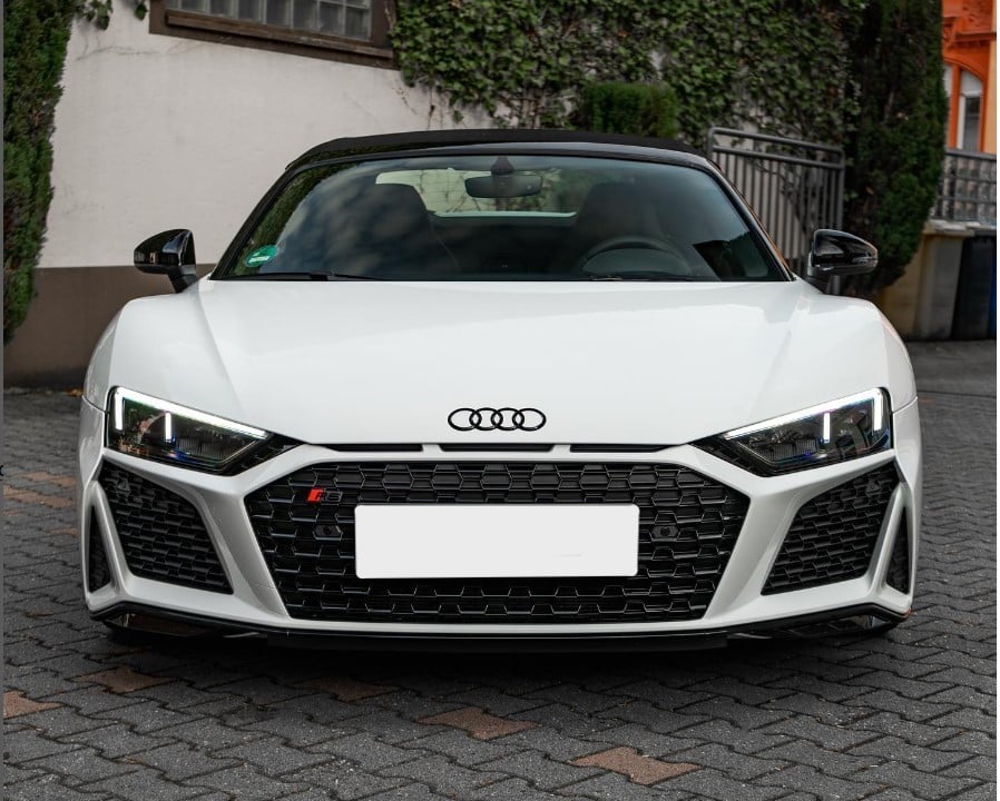 Audi R8 V10 Spyder mieten in Berlin Bild 3