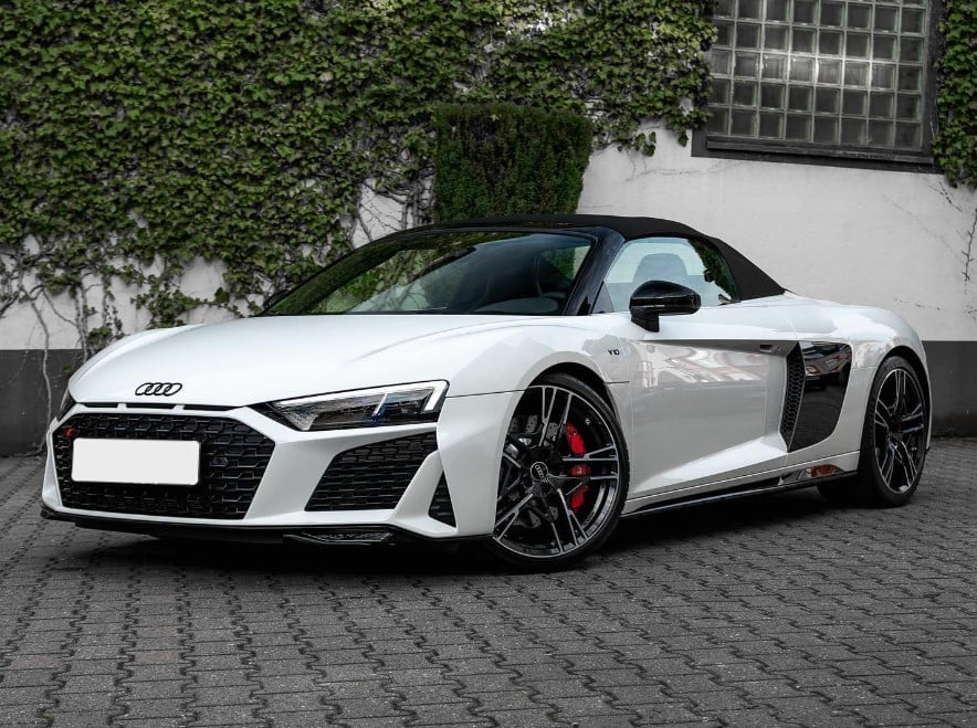 Audi R8 V10 Spyder mieten in Berlin Bild 2