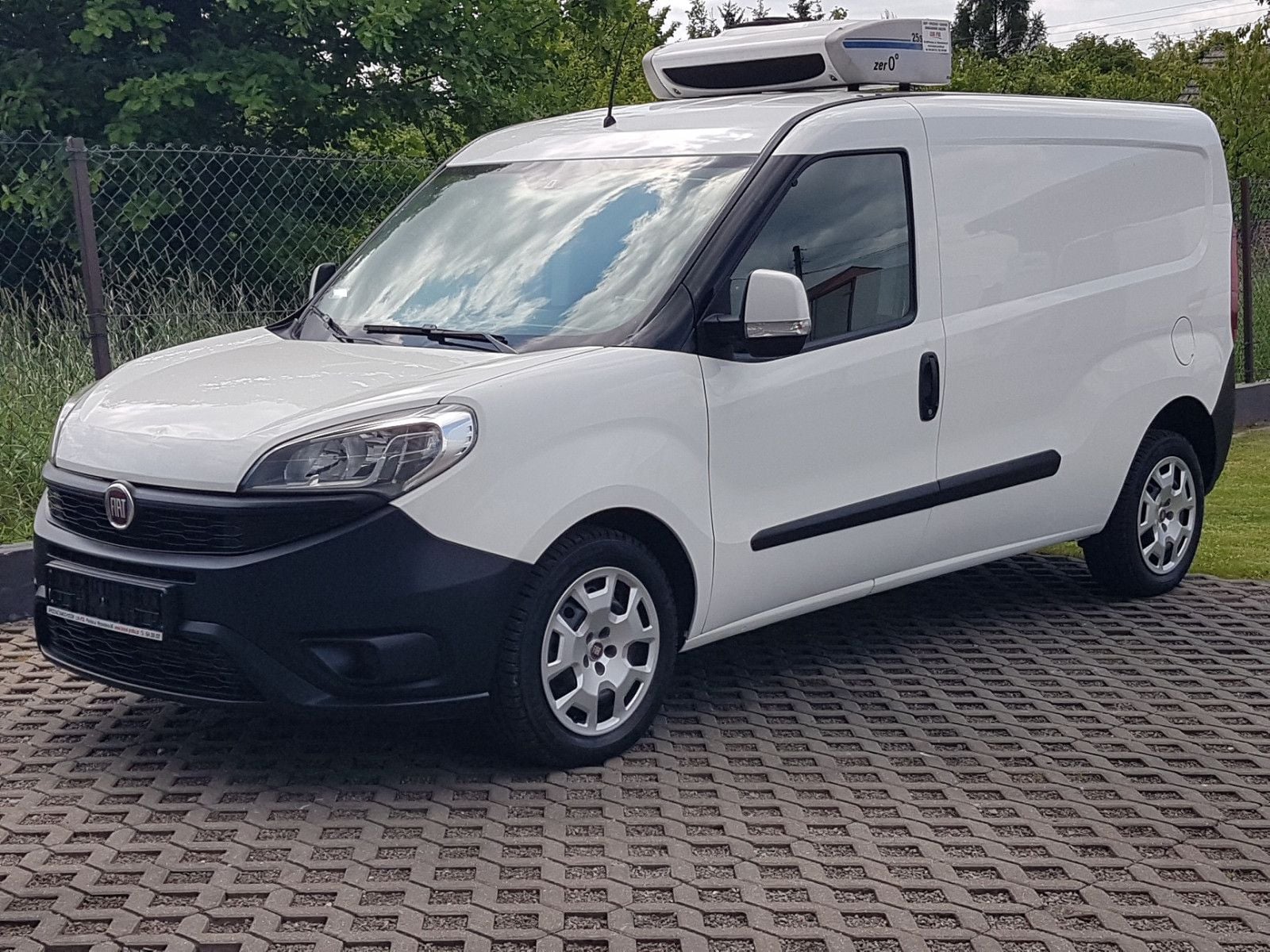 Fiat Doblo Mini Kühler Bild 2