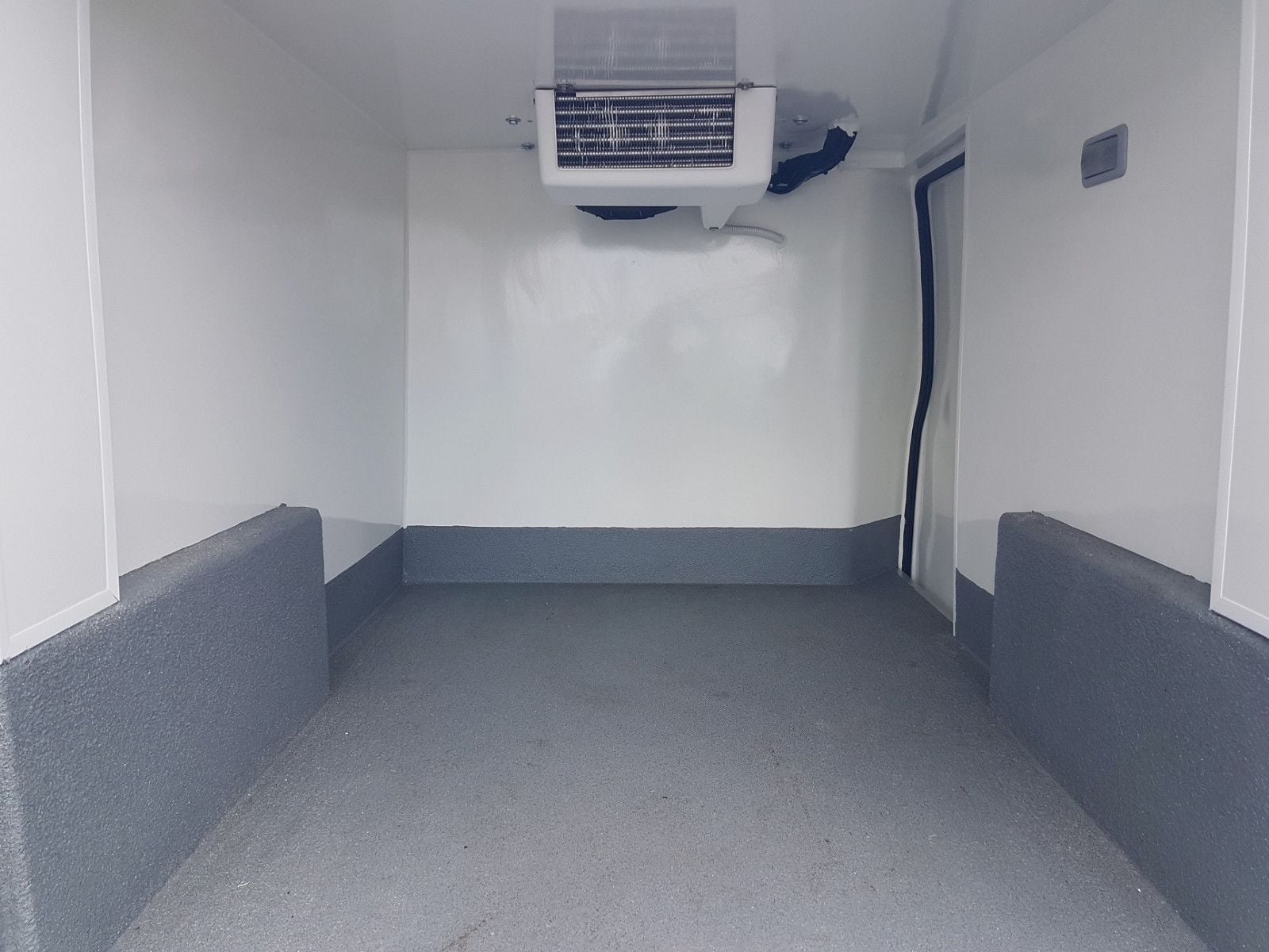 Fiat Doblo Mini Kühler Bild 4