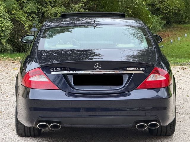 Mercedes CLS 55 AMG mieten Bild 6