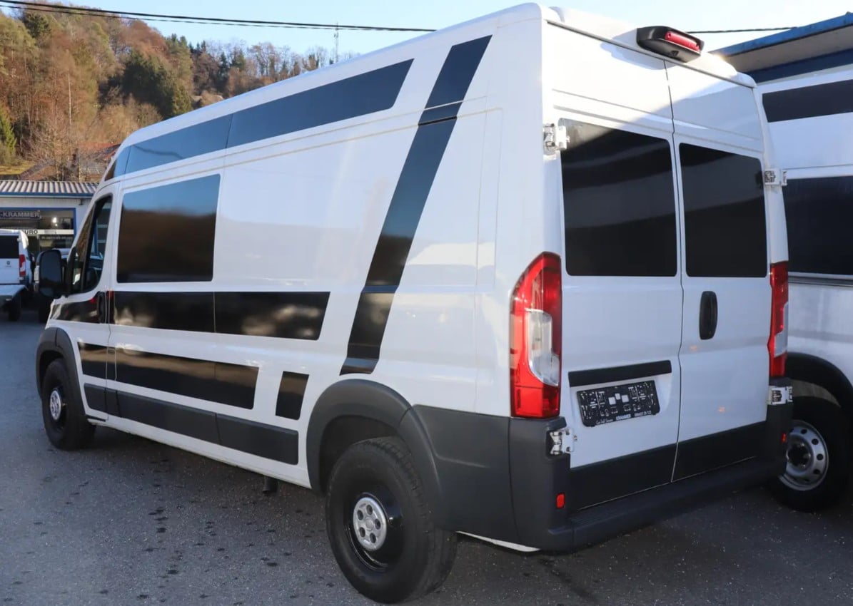 Fiat Ducato Transporter mieten Bild 4