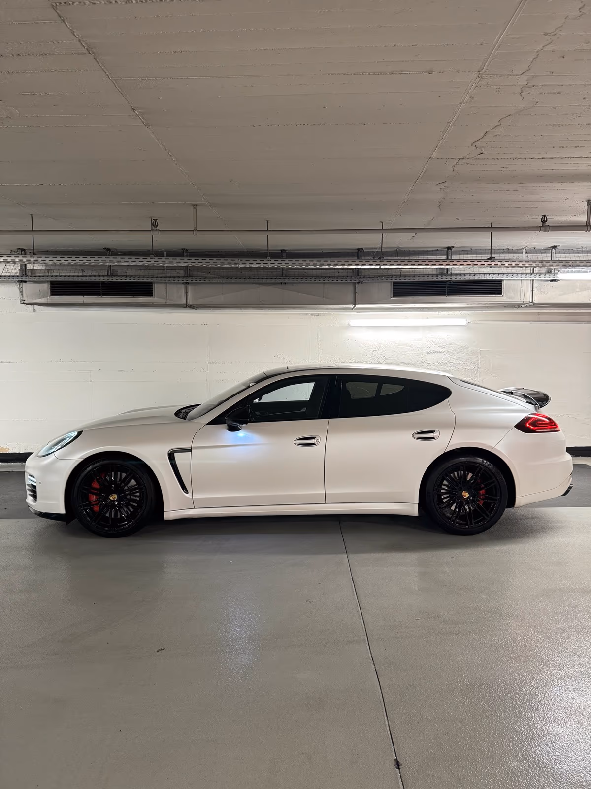 PORSCHE PANAMERA GTS TURBO FACELIFT MIETEN LEIHEN MIETWAGEN AUTOVERMIETUNG V8 in Hagen Bild 5