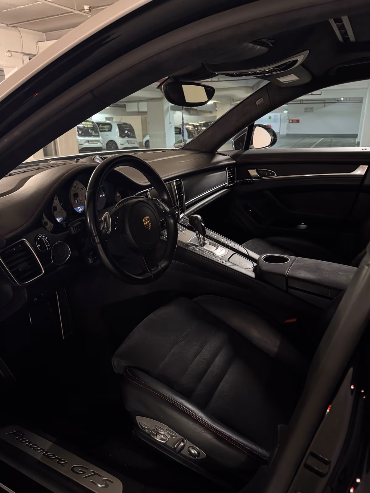 PORSCHE PANAMERA GTS TURBO FACELIFT MIETEN LEIHEN MIETWAGEN AUTOVERMIETUNG V8 in Hagen Bild 6