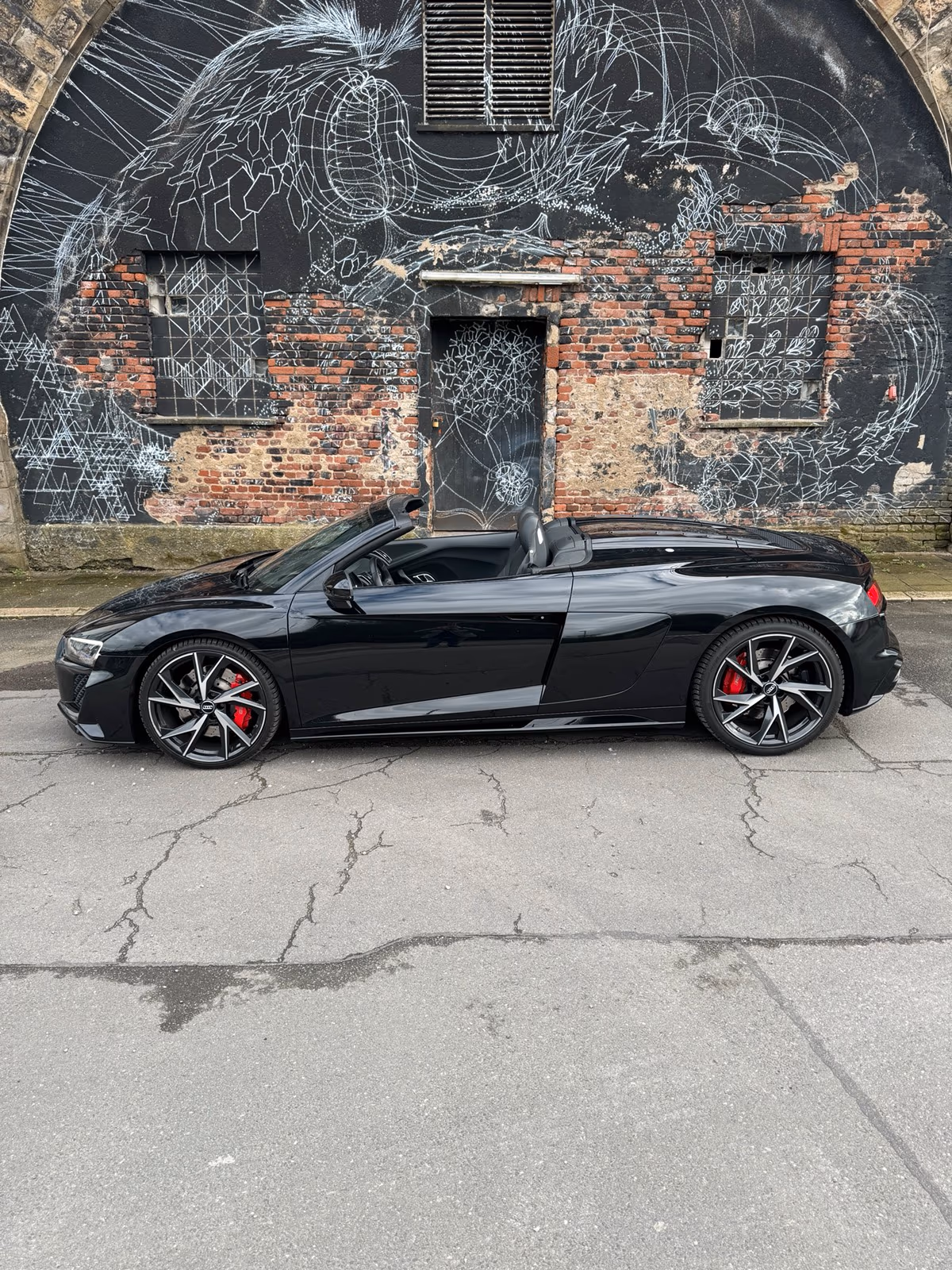 AUDI R8 V10 SPYDER MIETEN LEIHEN MIETWAGEN SPORTWAGEN LEIHWAGEN CABRIO FACELIFT Bild 5