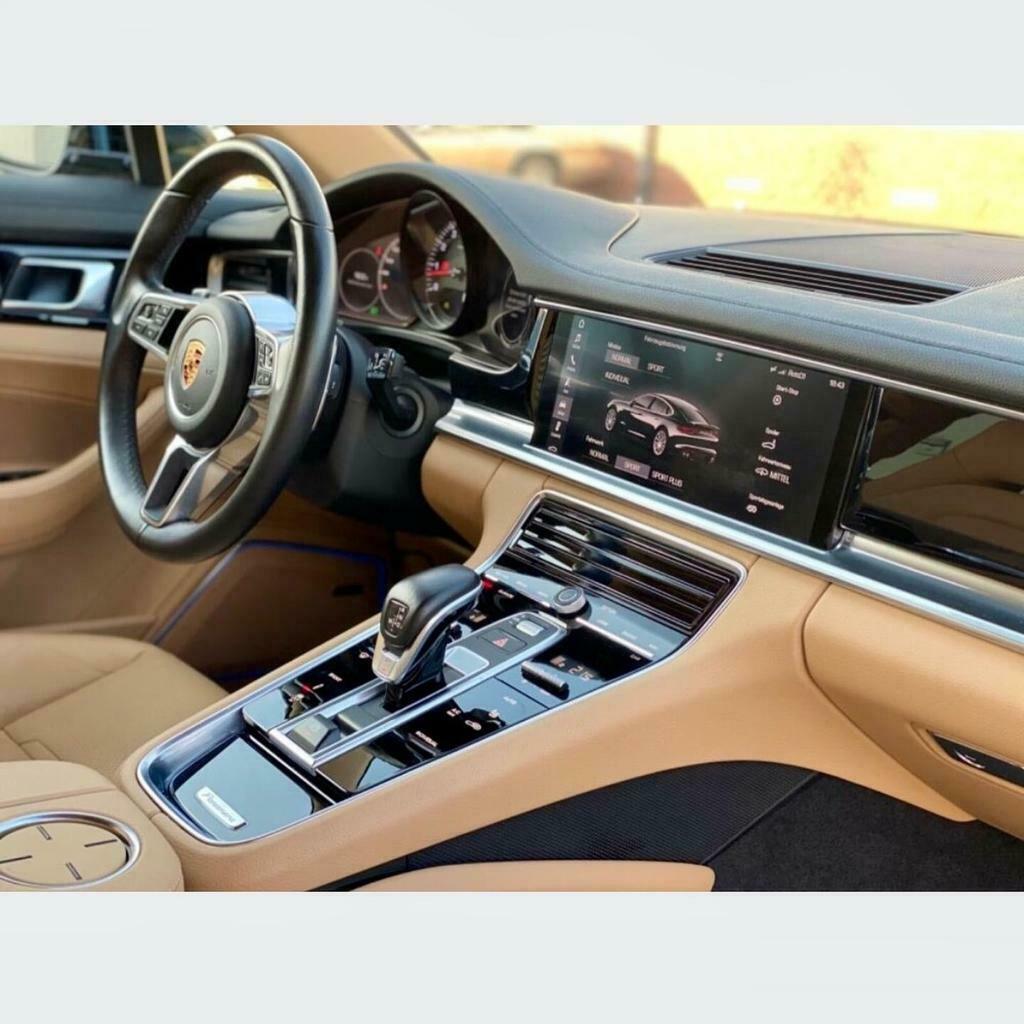 Premium PKW mieten / Porsche Panamera 4S bei Trans-Cars Bild 5