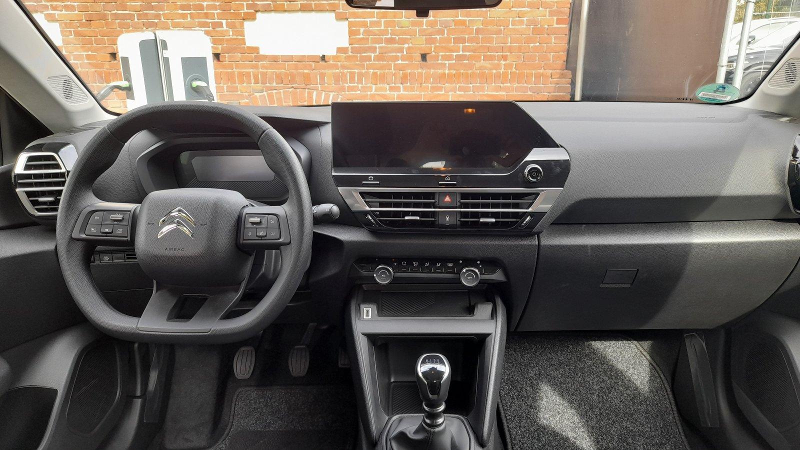 Autovermietung / Citroen C4 mieten bei Trans-Cars Bild 6