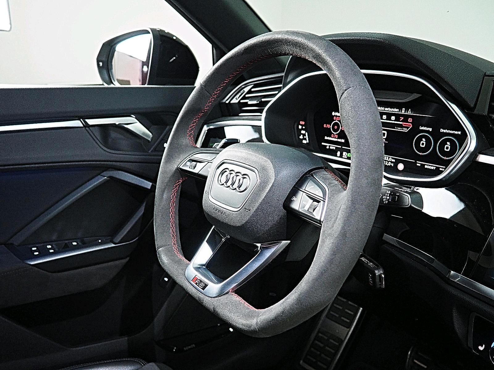 Audi RSQ3 Sportback | Autovermietung | Mietwagen | Auto Abo Bild 4