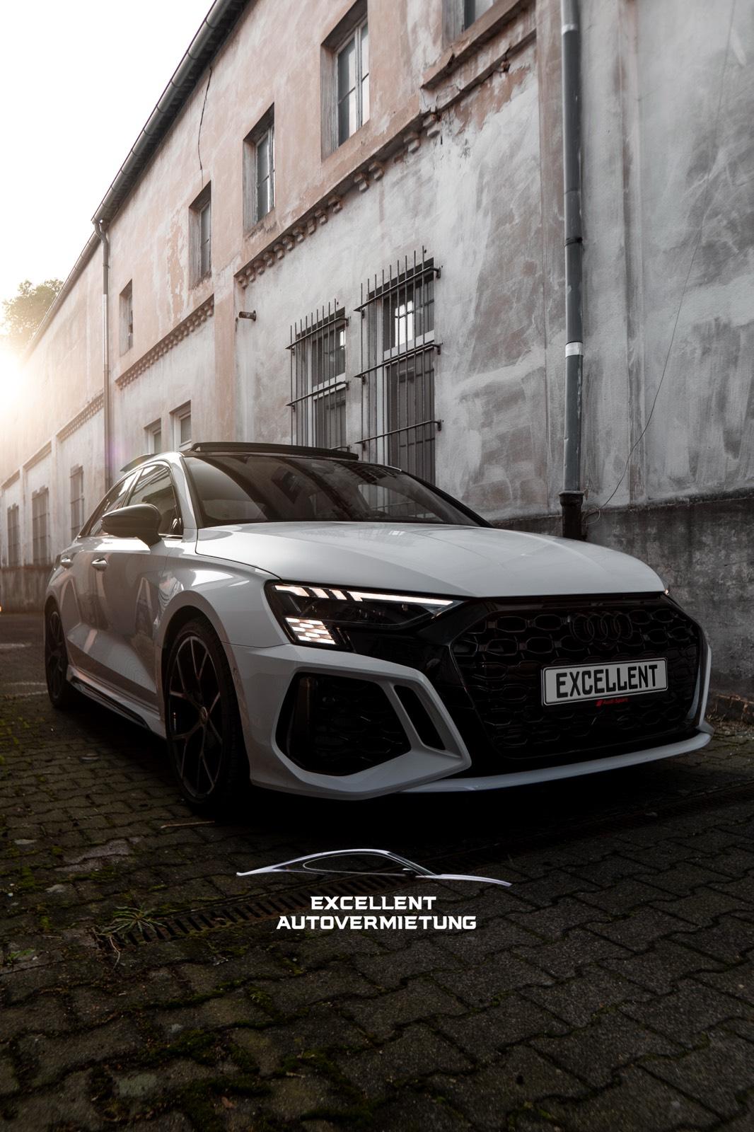 Audi RS3 Limousine • 400 PS • Sportwagen mieten Bild 3