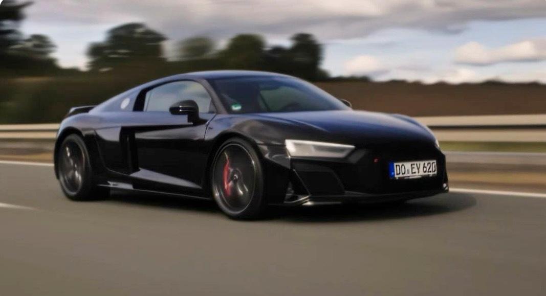 Audi R8 Performance Facelift mit 620 PS Mieten , Leihen, Bild 4