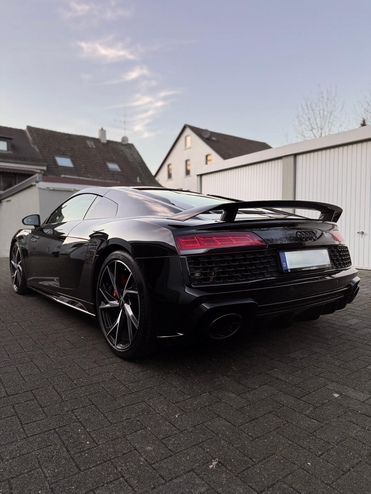 Audi R8 Performance Facelift mit 620 PS Mieten , Leihen, Bild 5