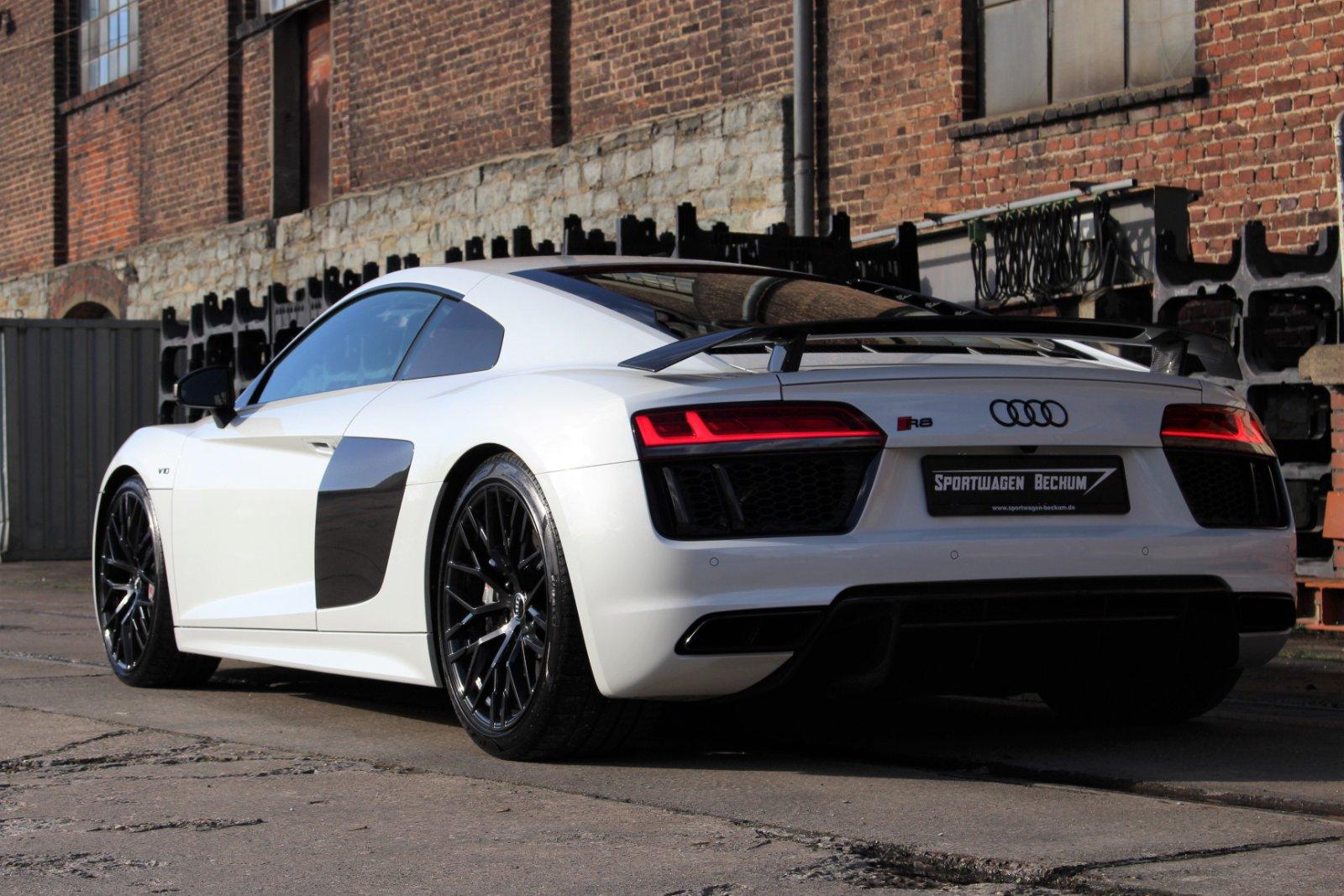 Audi R8 V10+ NO OPF / Kurz- und Langzeitmiete / Sportwagen mieten Bild 4