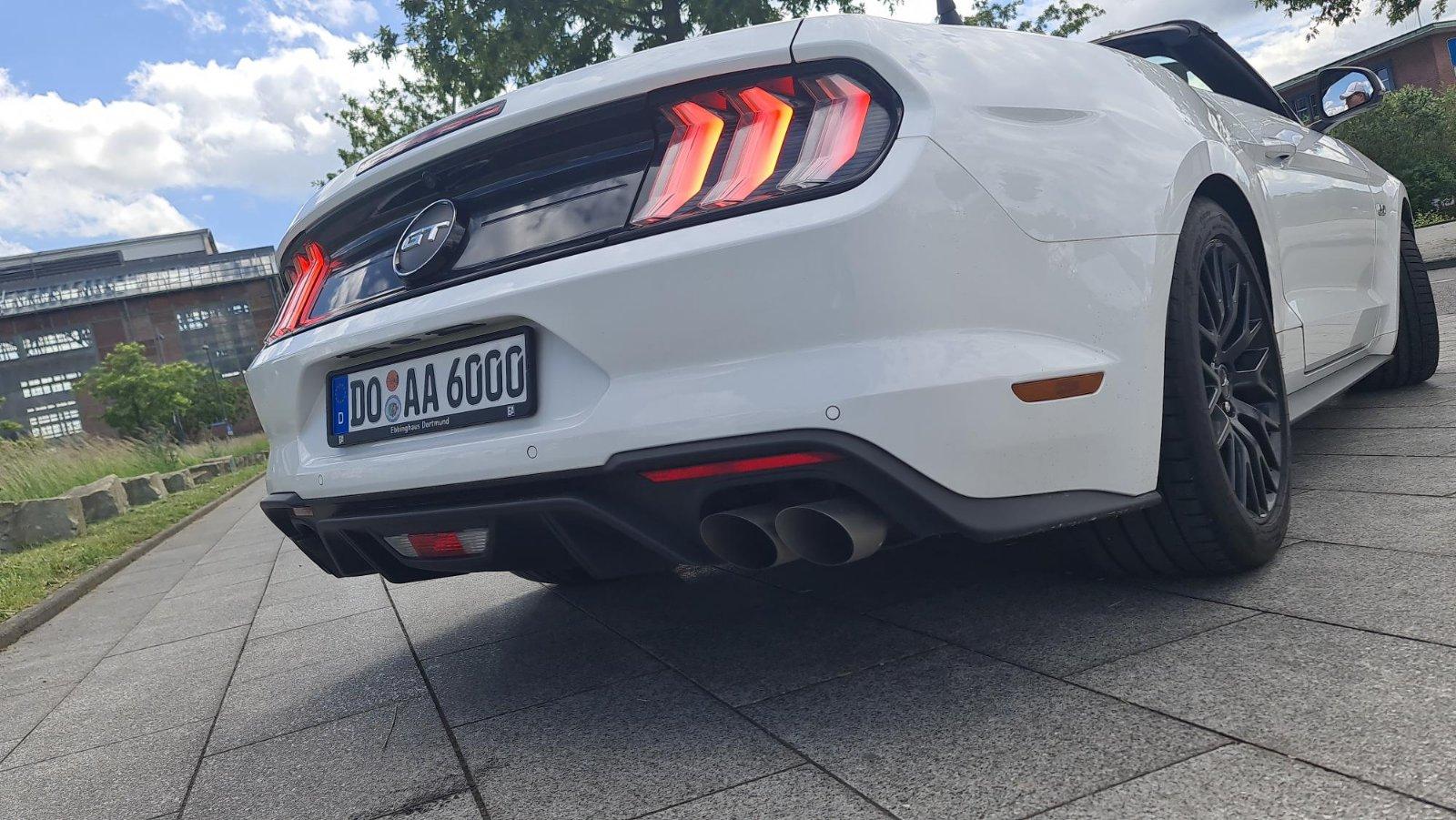 Ford Mustang 5.0 V8 450 PS Cabrio Mietwagen Bild 5
