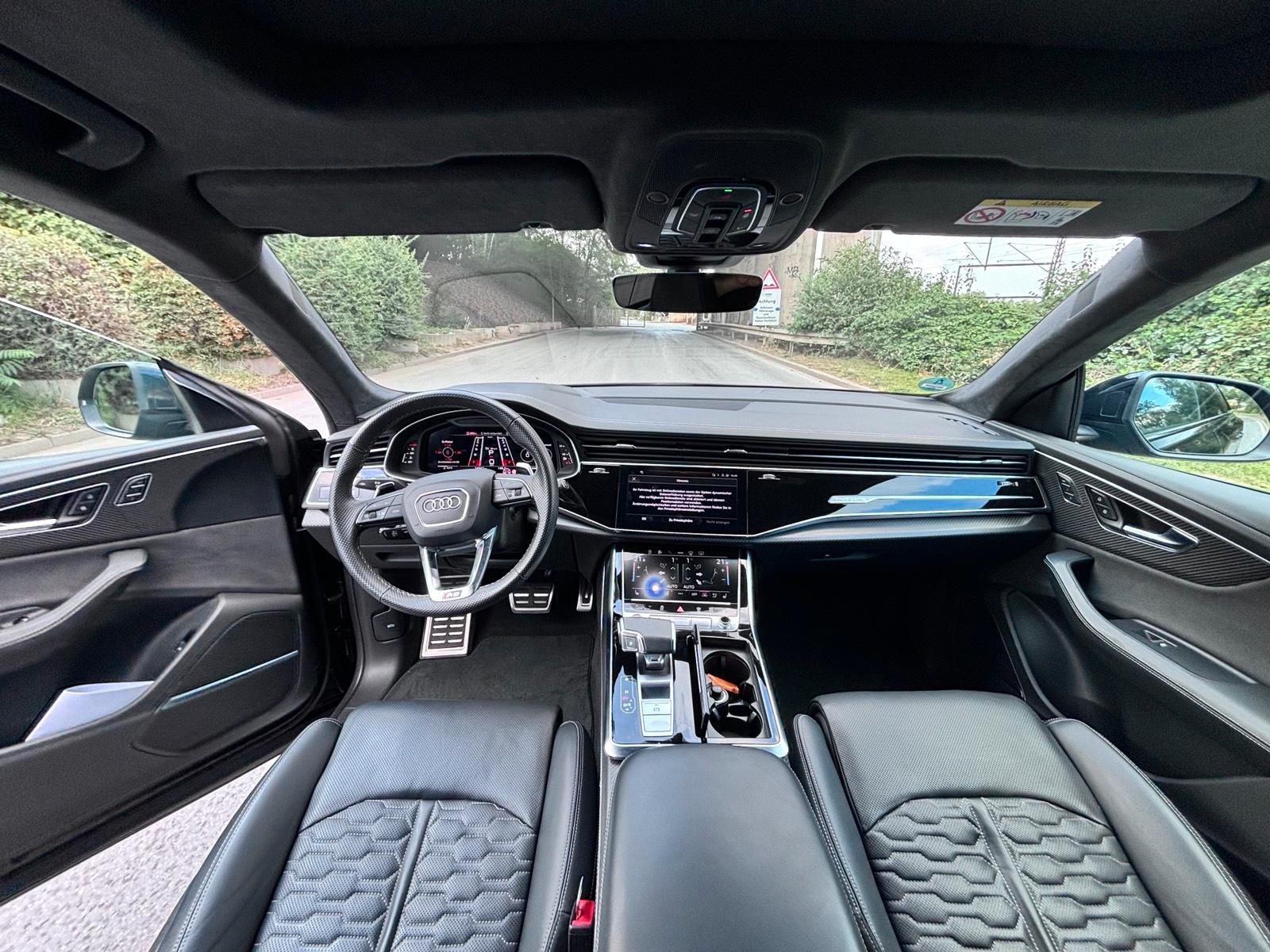 Audi RSQ8 Mieten / Leihen / Autovermietung /CarRent Bild 6