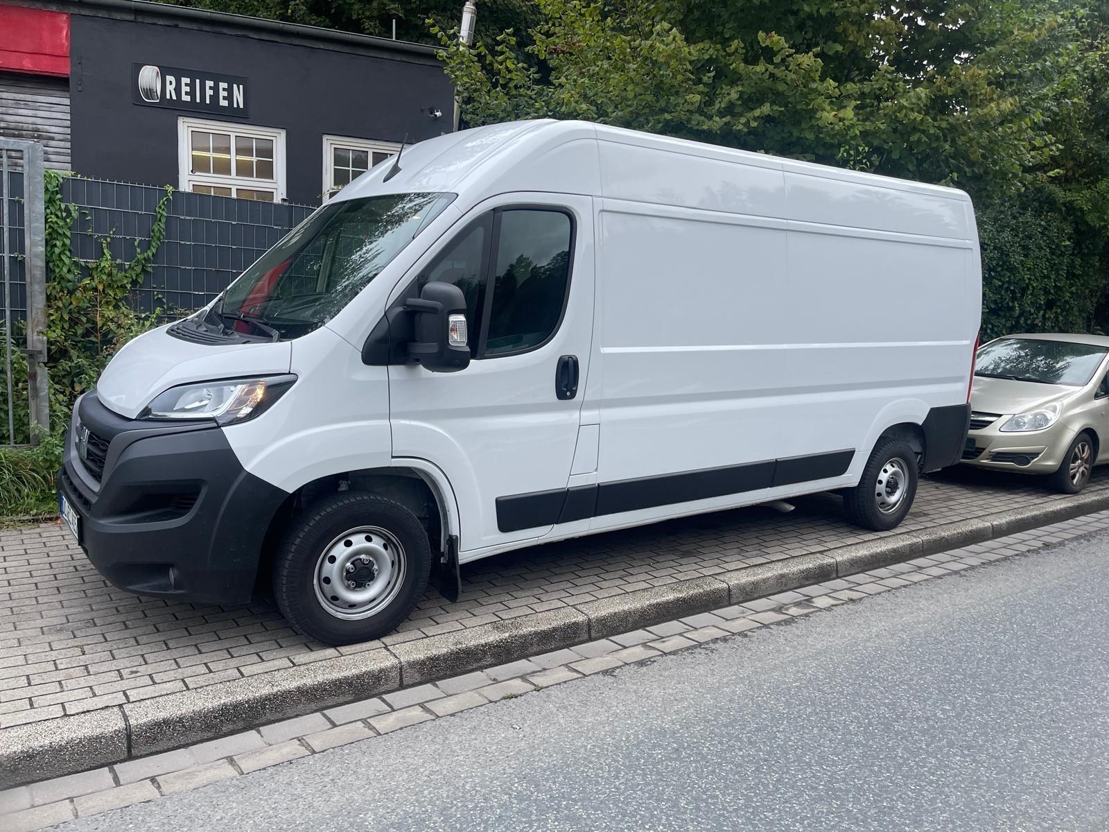 Transporter Mieten / Leihen / Autovermietung / CarRent Bild 4