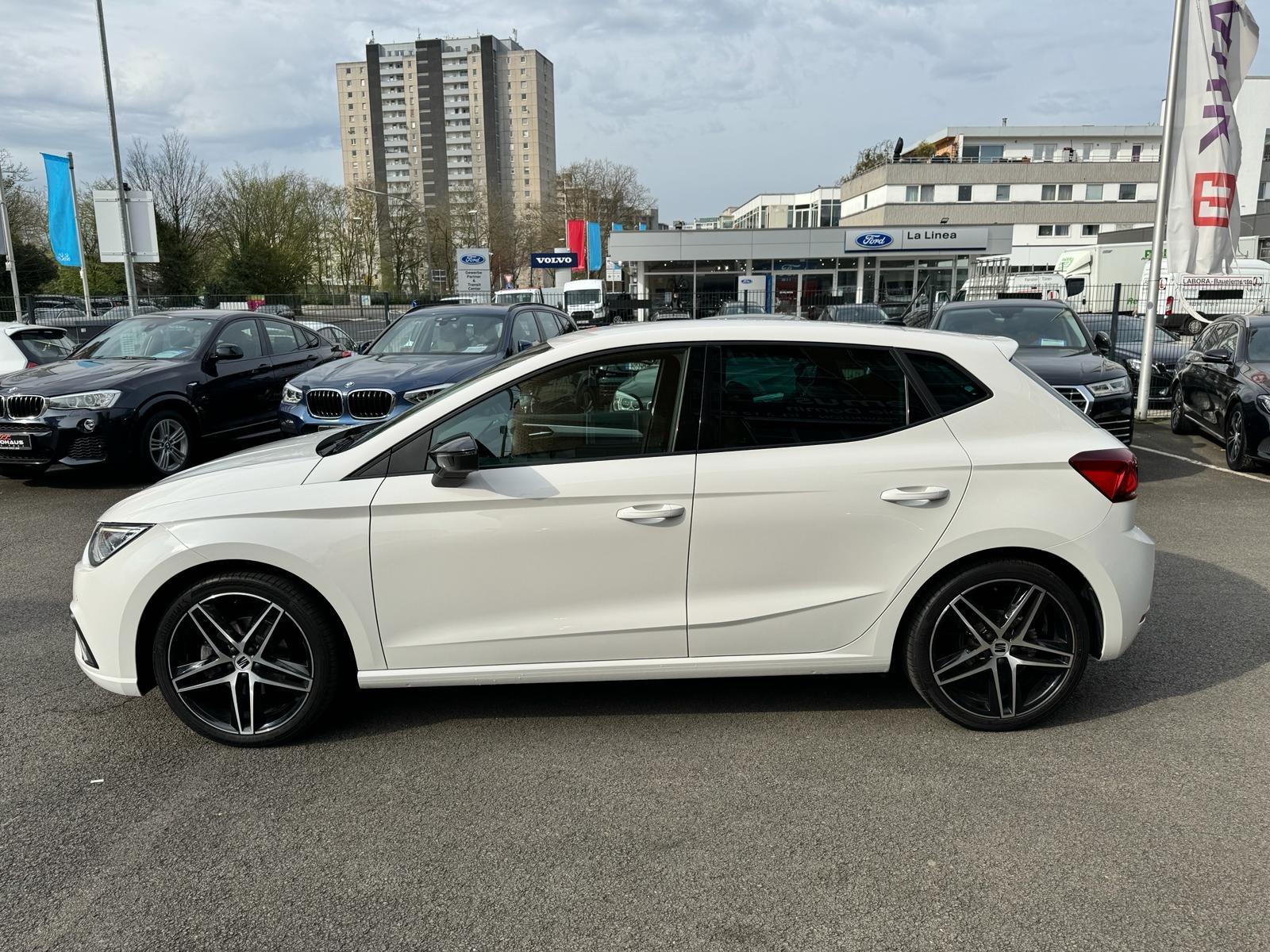 Seat Ibiza FR / Automatik / Autovermietung / Auto mieten / Köln Bild 6