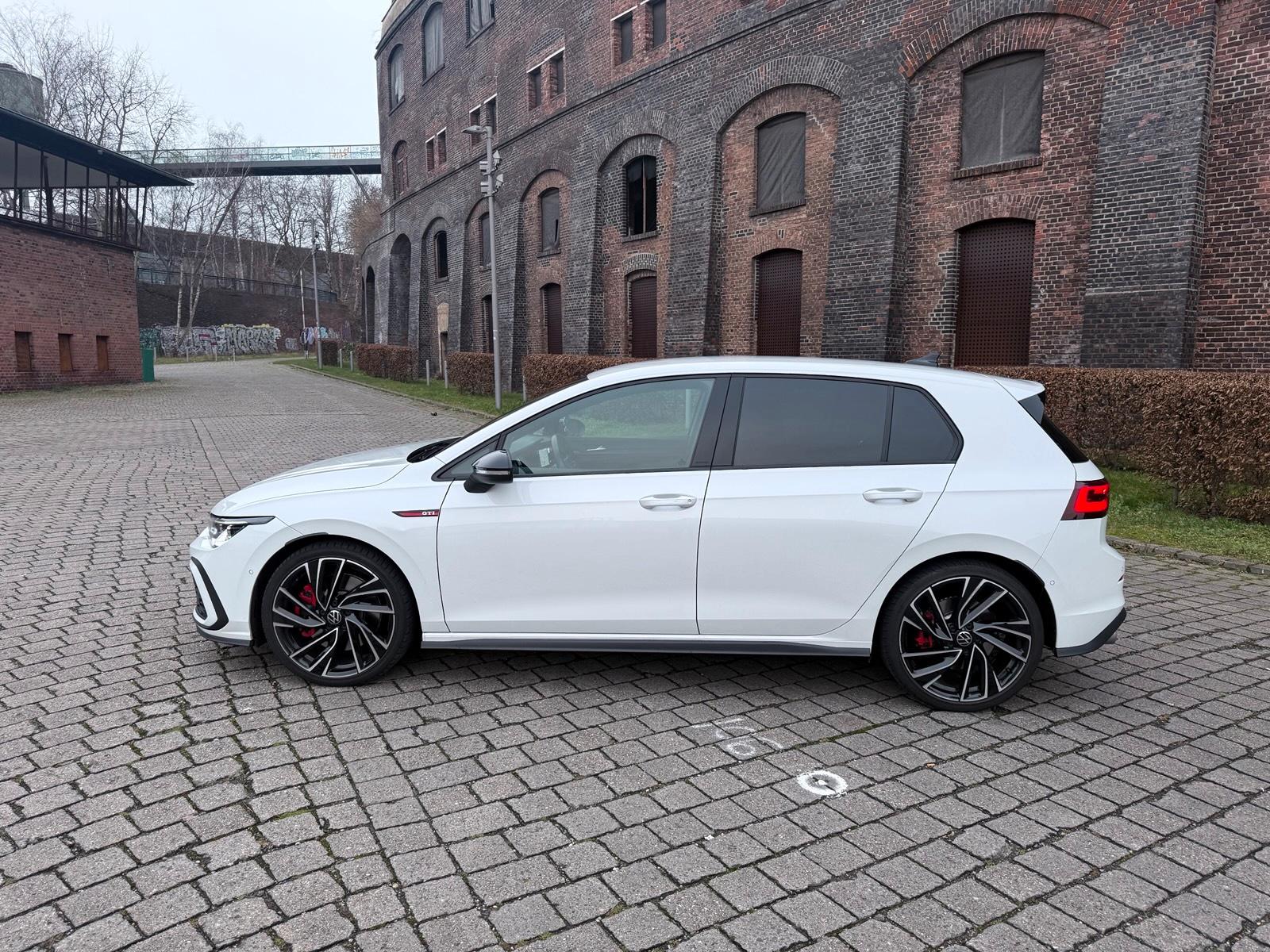 Golf GTI Mieten / Sportwagen Mieten / Auto Mieten / Mietfahrzeug✅ Bild 5