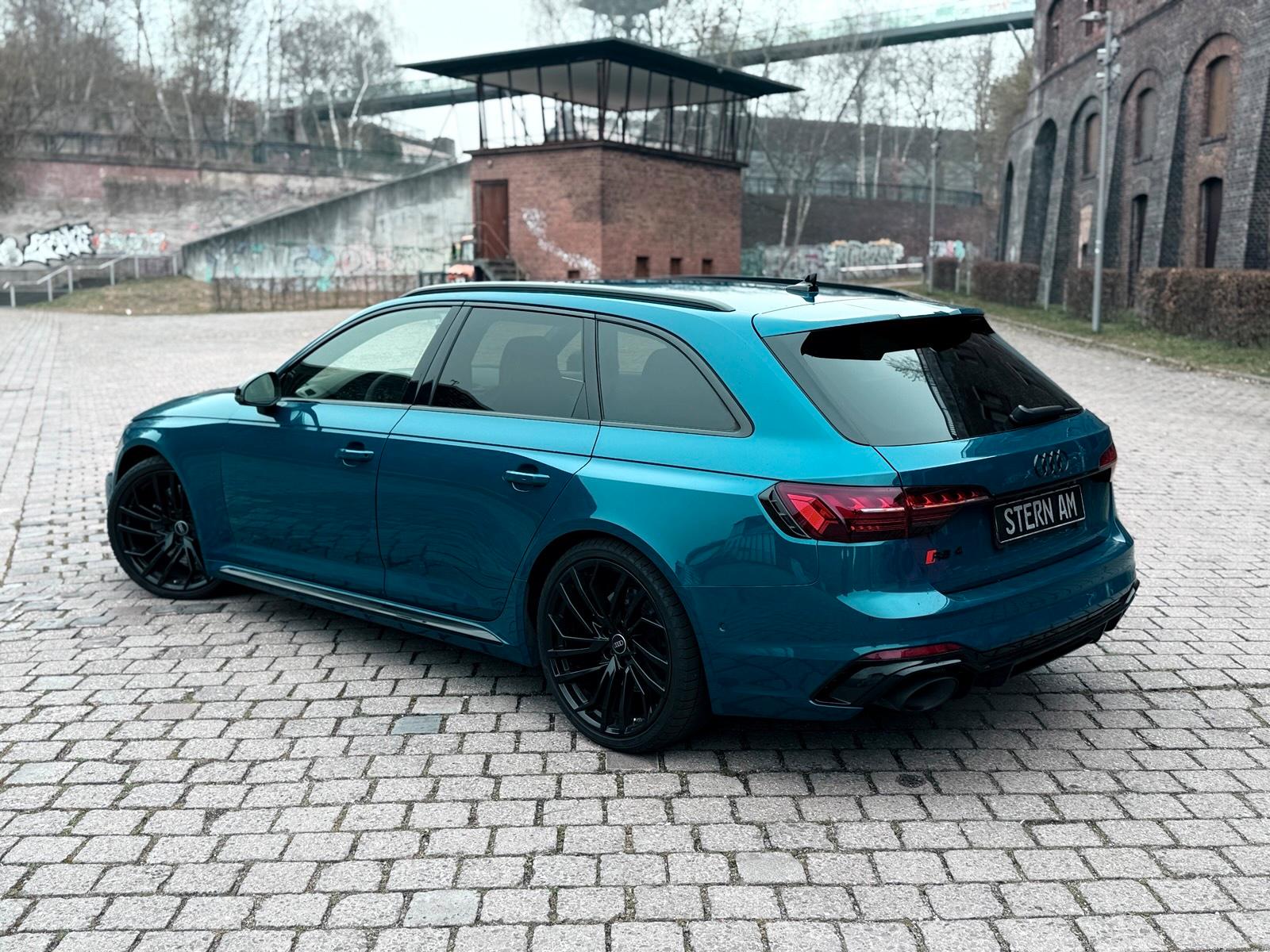 Audi RS4 Mieten / Sportwagen Mieten / Auto Mieten /Mietfahrzeug✅ Bild 3