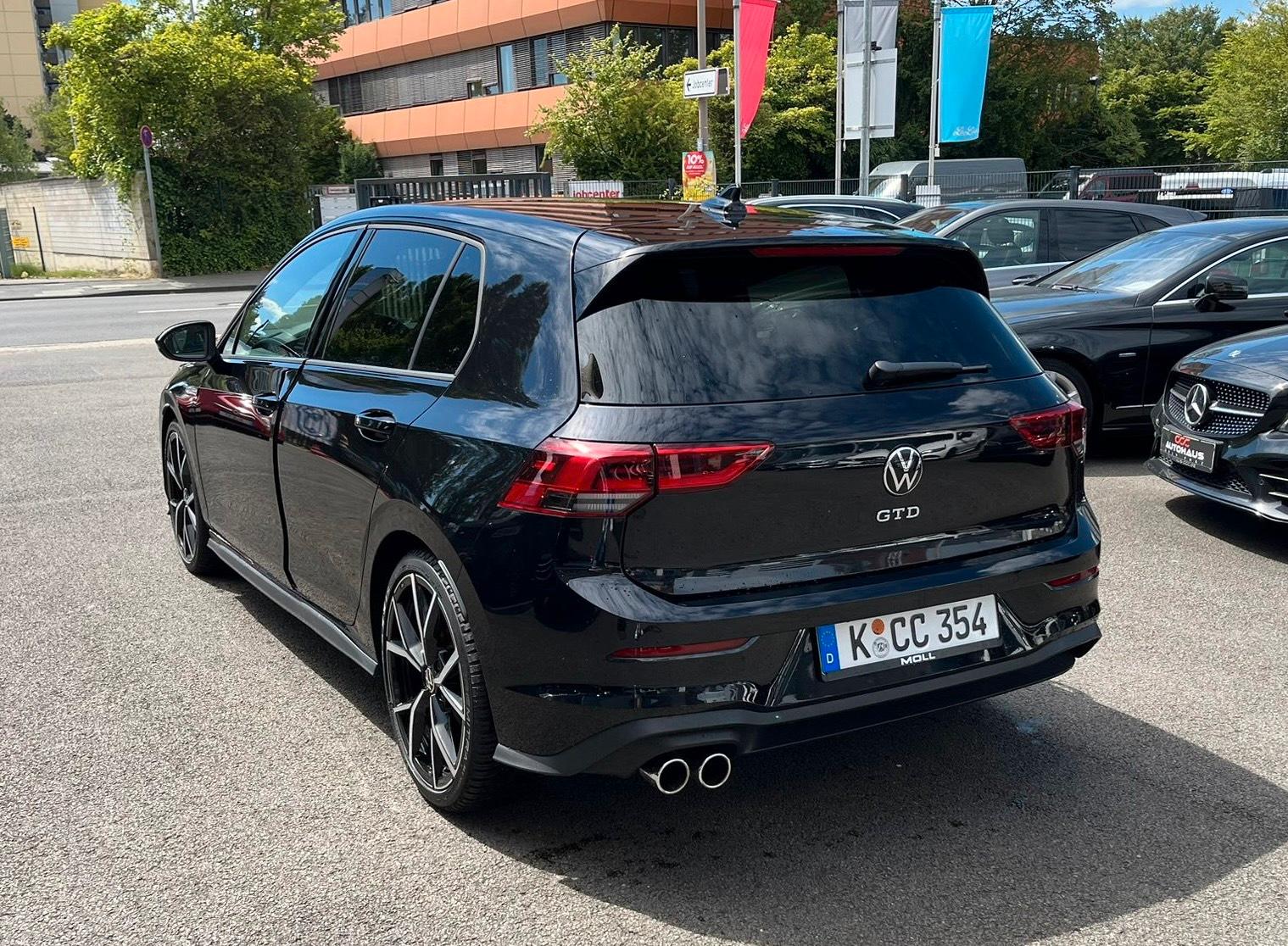 Golf 8 GTD / Autovermietung / Auto mieten / Köln Bild 3