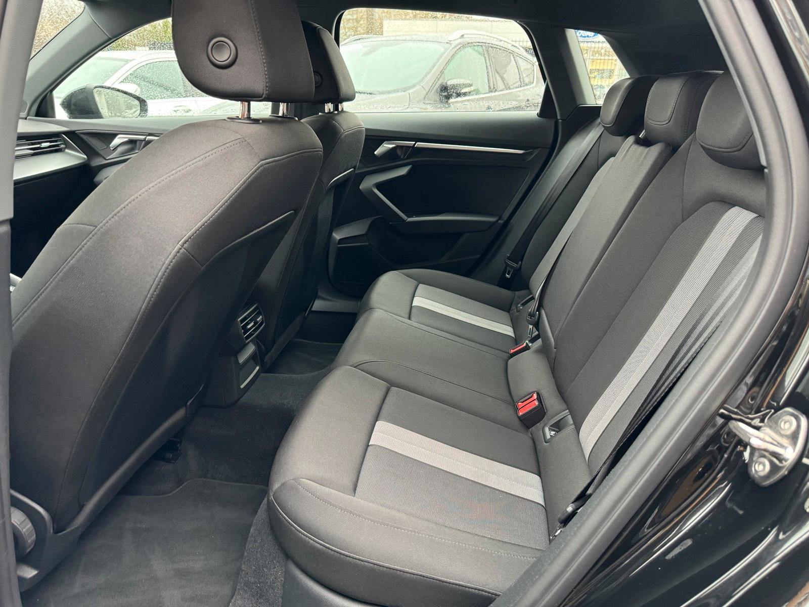 Audi A3 Sportback S-Line / Autovermietung / Auto mieten / Köln Bild 4