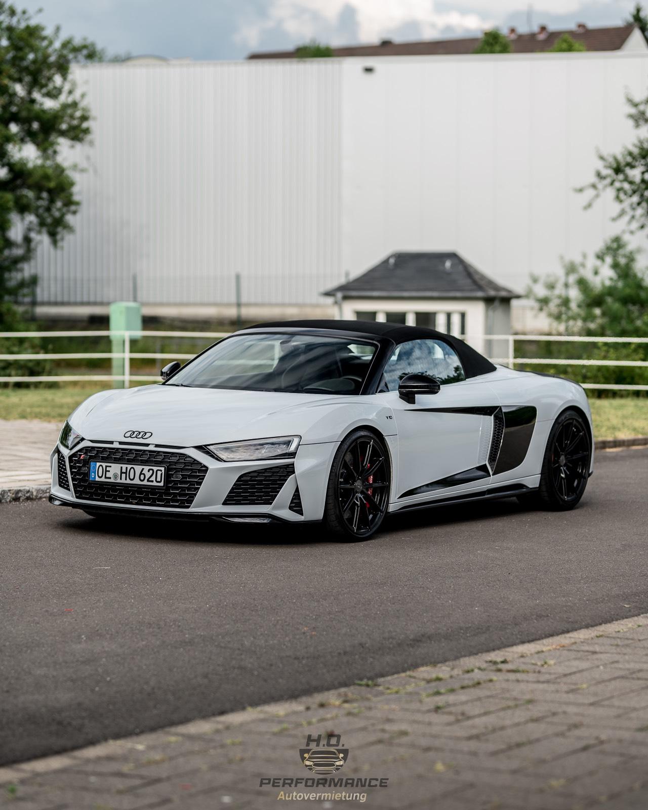 AUDI R8 SPYDER CABRIO V10 PERFORMANCE MIETEN SPORTWAGEN HURACAN Bild 4