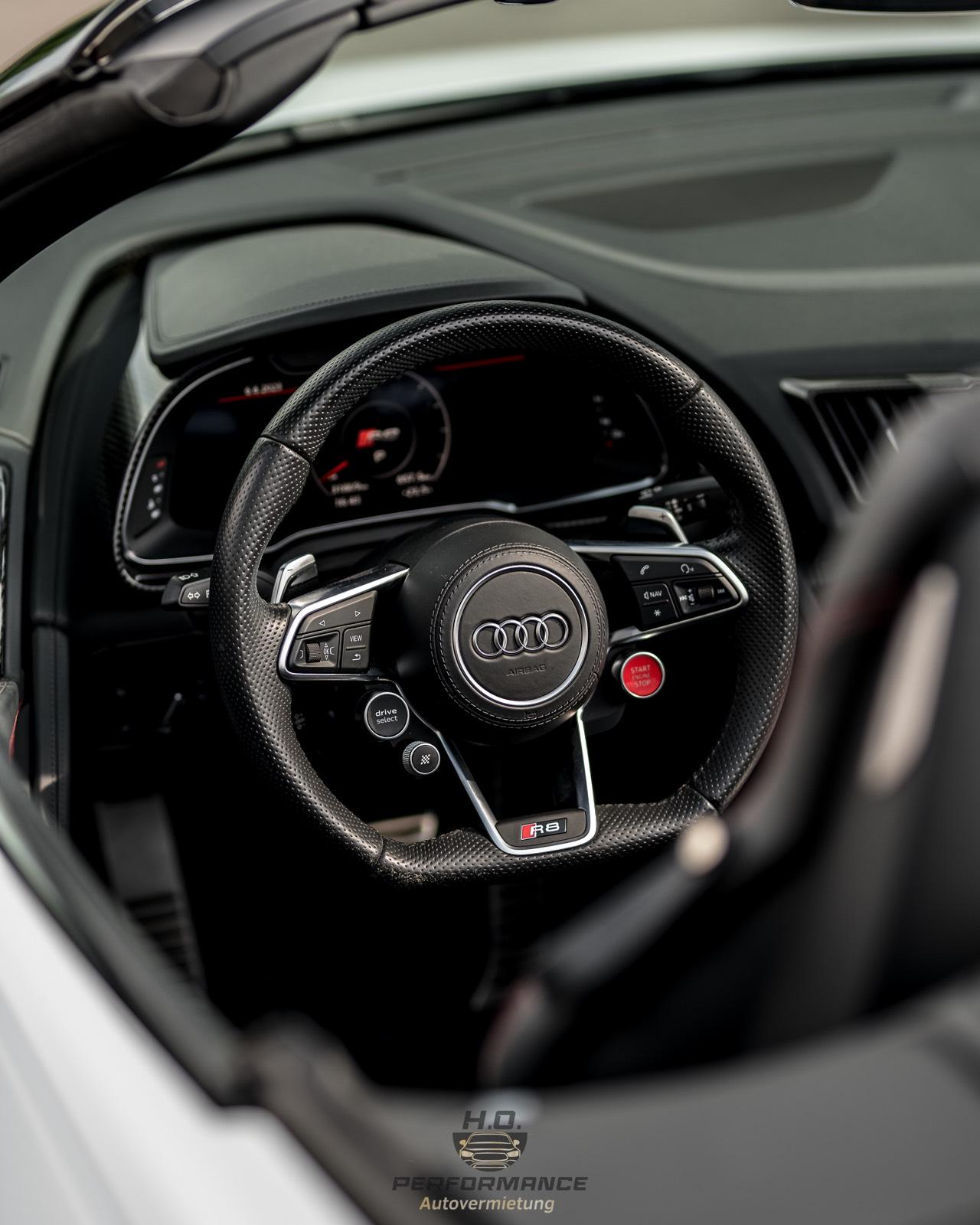 AUDI R8 SPYDER CABRIO V10 PERFORMANCE MIETEN SPORTWAGEN HURACAN Bild 6