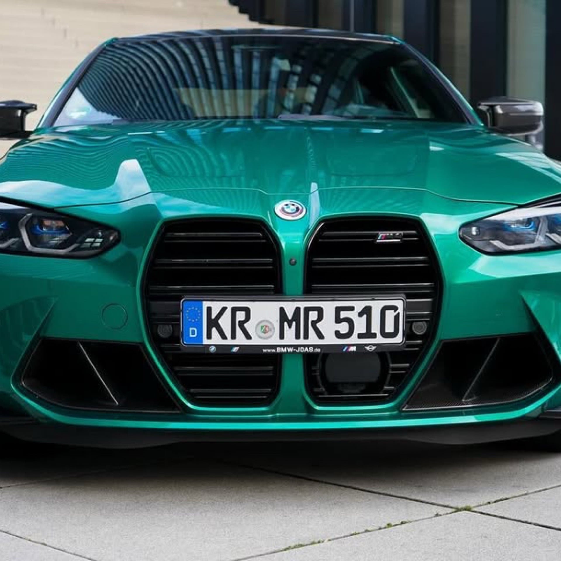 BMW M4 Competition xDrive mieten in Krefeld Bild 4