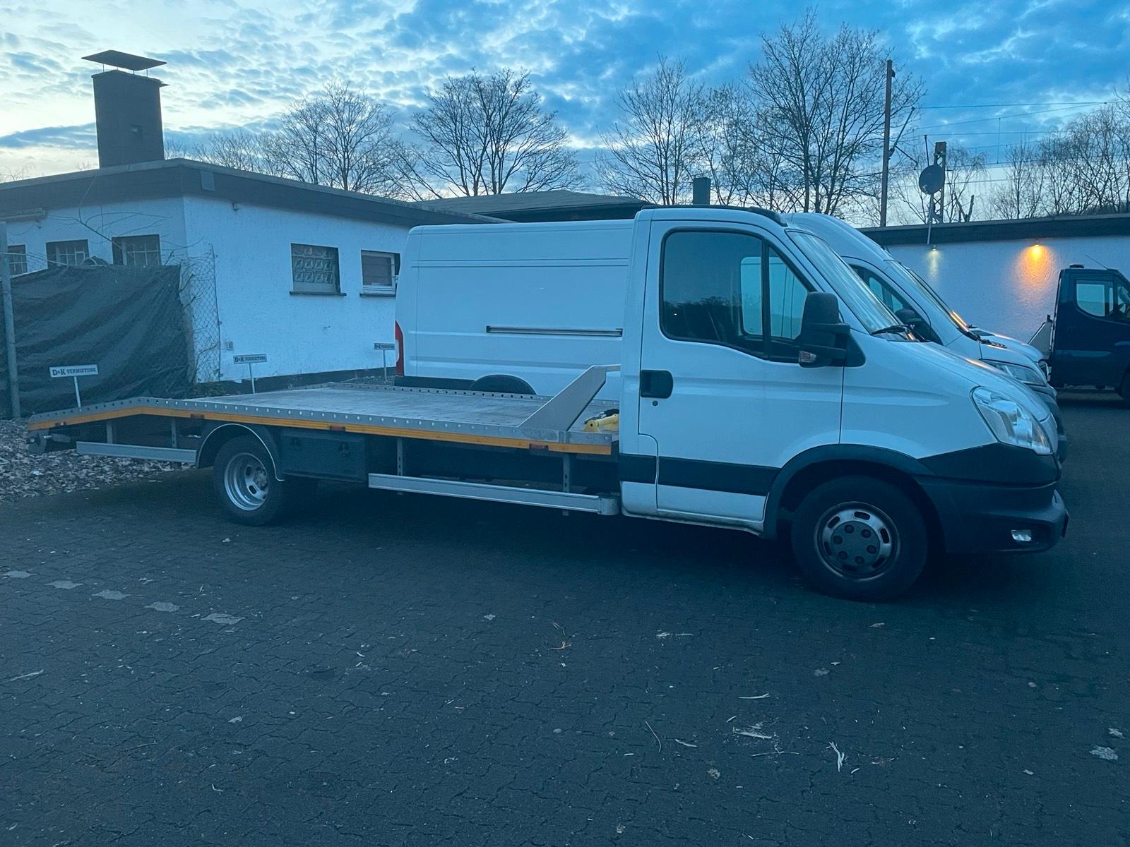 Abschlepper, Abschleppwagen, Transporter, Abschleppen, 2,8 Tonnen zuladung, Autotransporter, 5t Bild 3