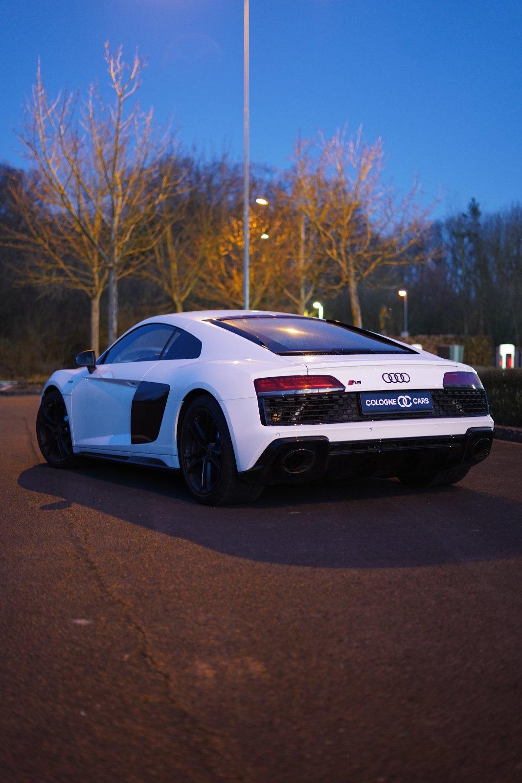 Audi R8 mieten/ Sportwagenmieten/ Autovermietung Bild 6