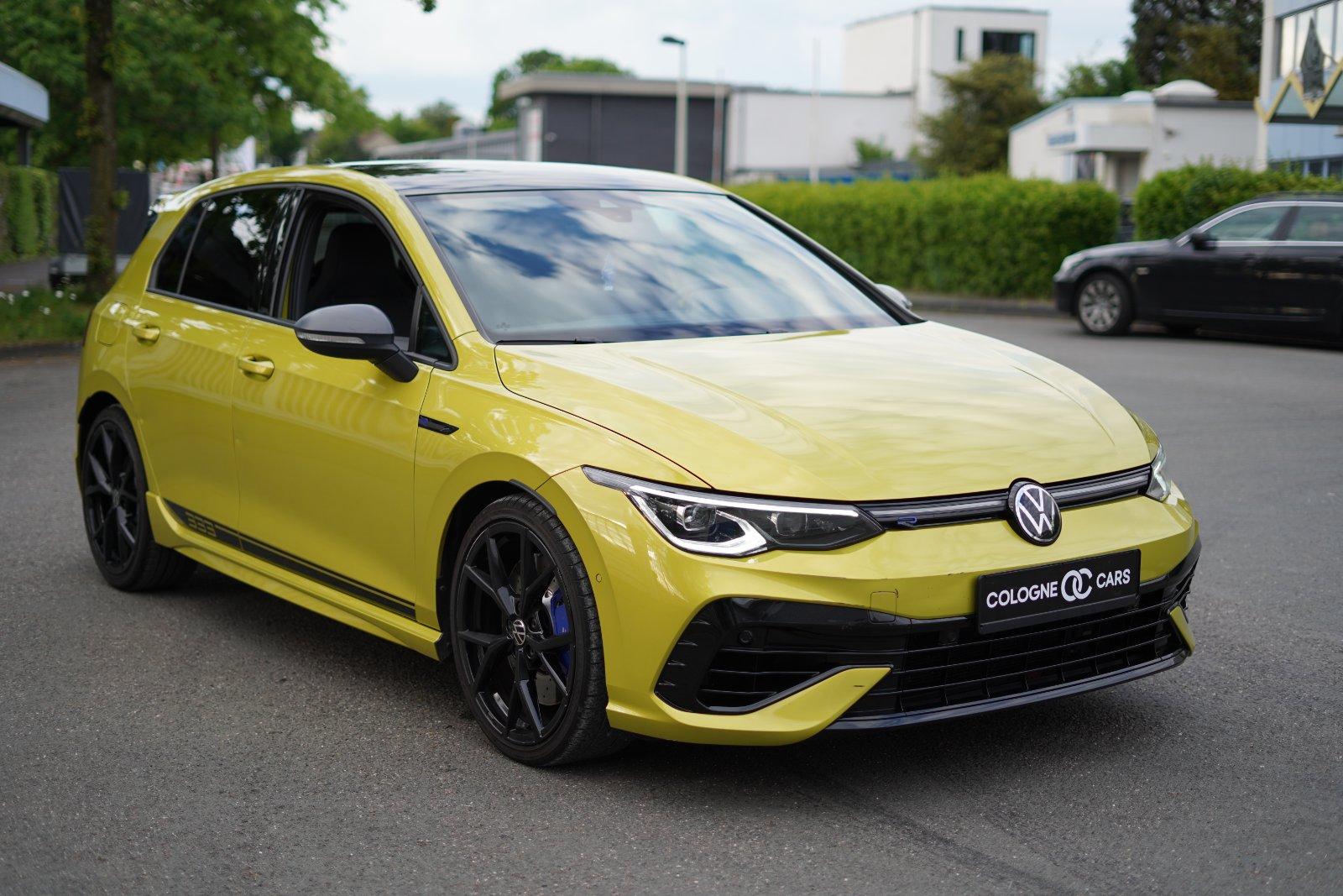 VW Golf 8R Edition 333 mieten/ Sportwagenvermietung Bild 2