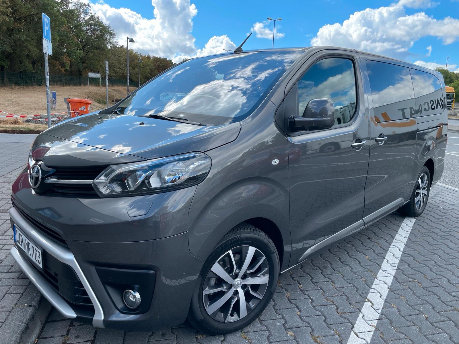 Bus mieten 8-9Sitzer für Urlaub, 7Sitzer Bulli Kombi AHK Bild 2